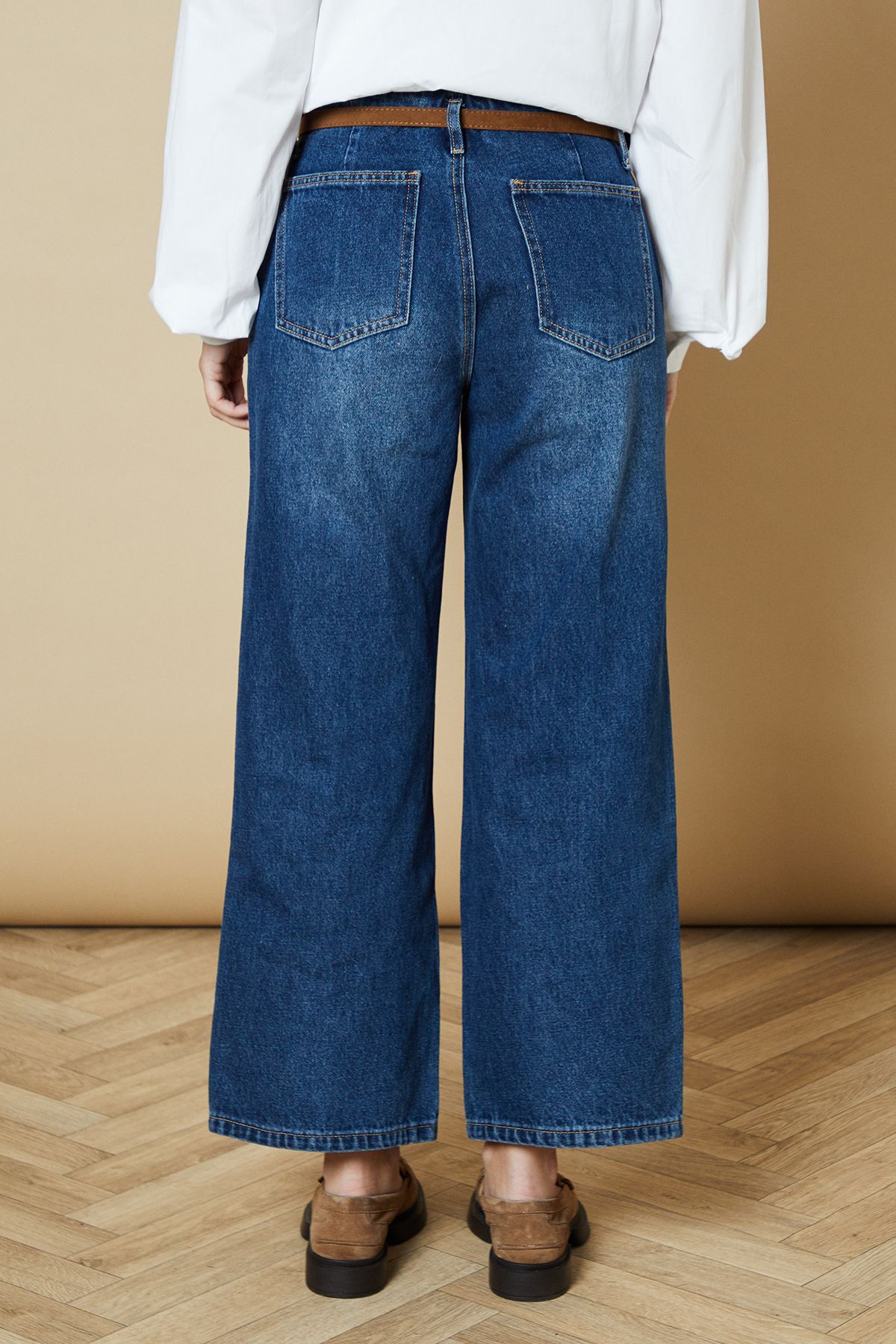 Oasis Belted Cropped Straight Jean Mid Wash image 3