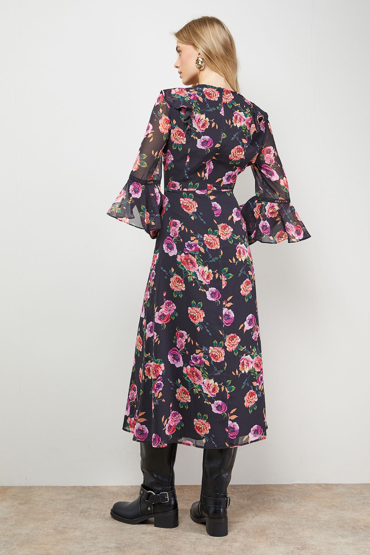 Oasis Printed Trim Detail Frill Shoulder Midi Tea Dress Floral image 3