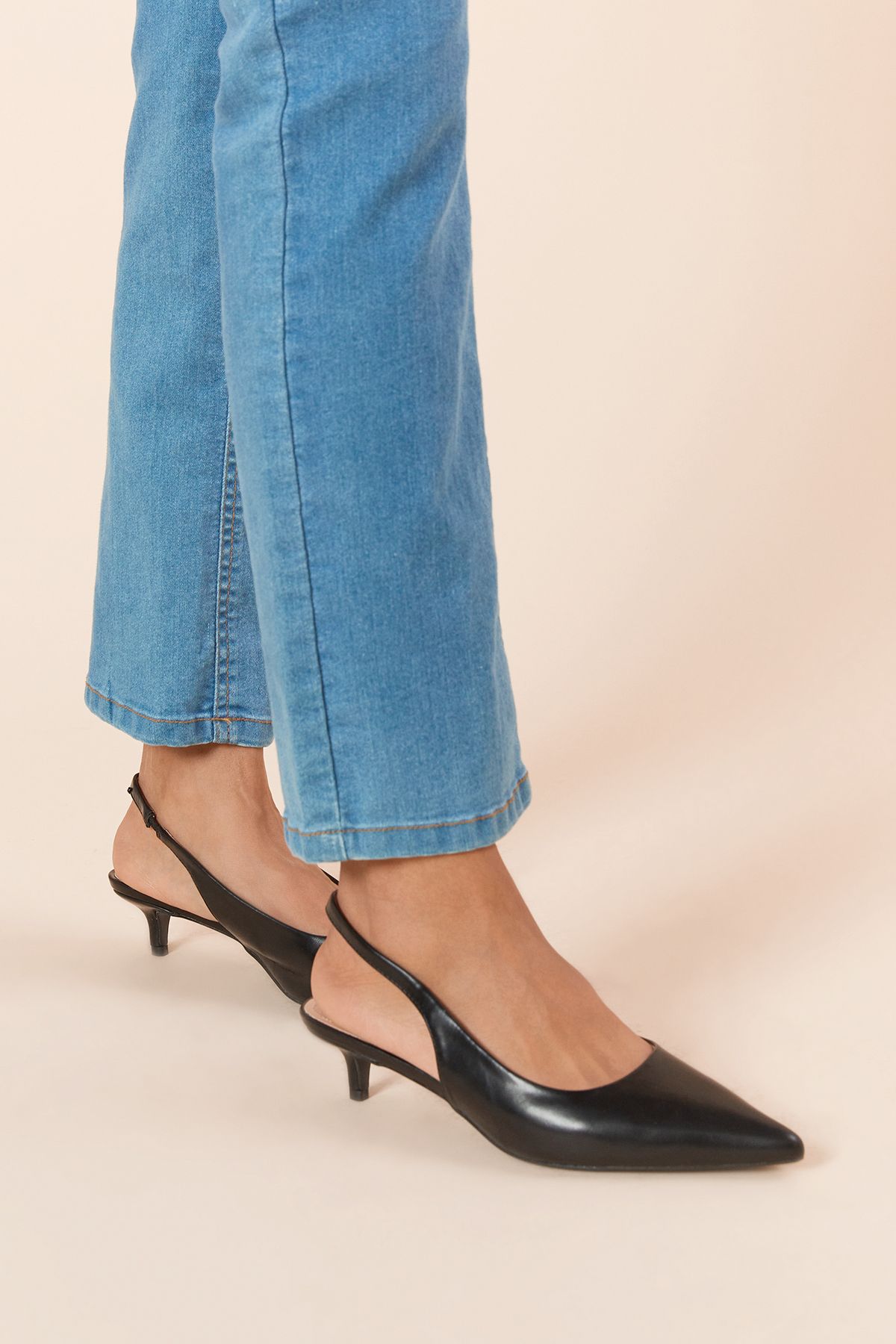 Dorothy Perkins Faelina Faux Leather Slingback Kitten Heel Court Shoes Black image 3