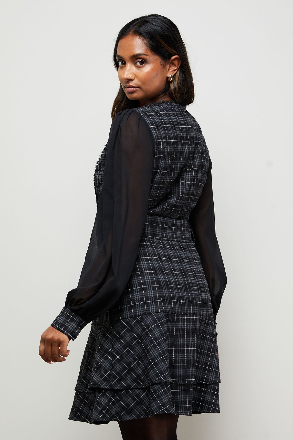 Oasis Checked Belted Balloon Sleeve Flippy Mini Dress Mono image 3