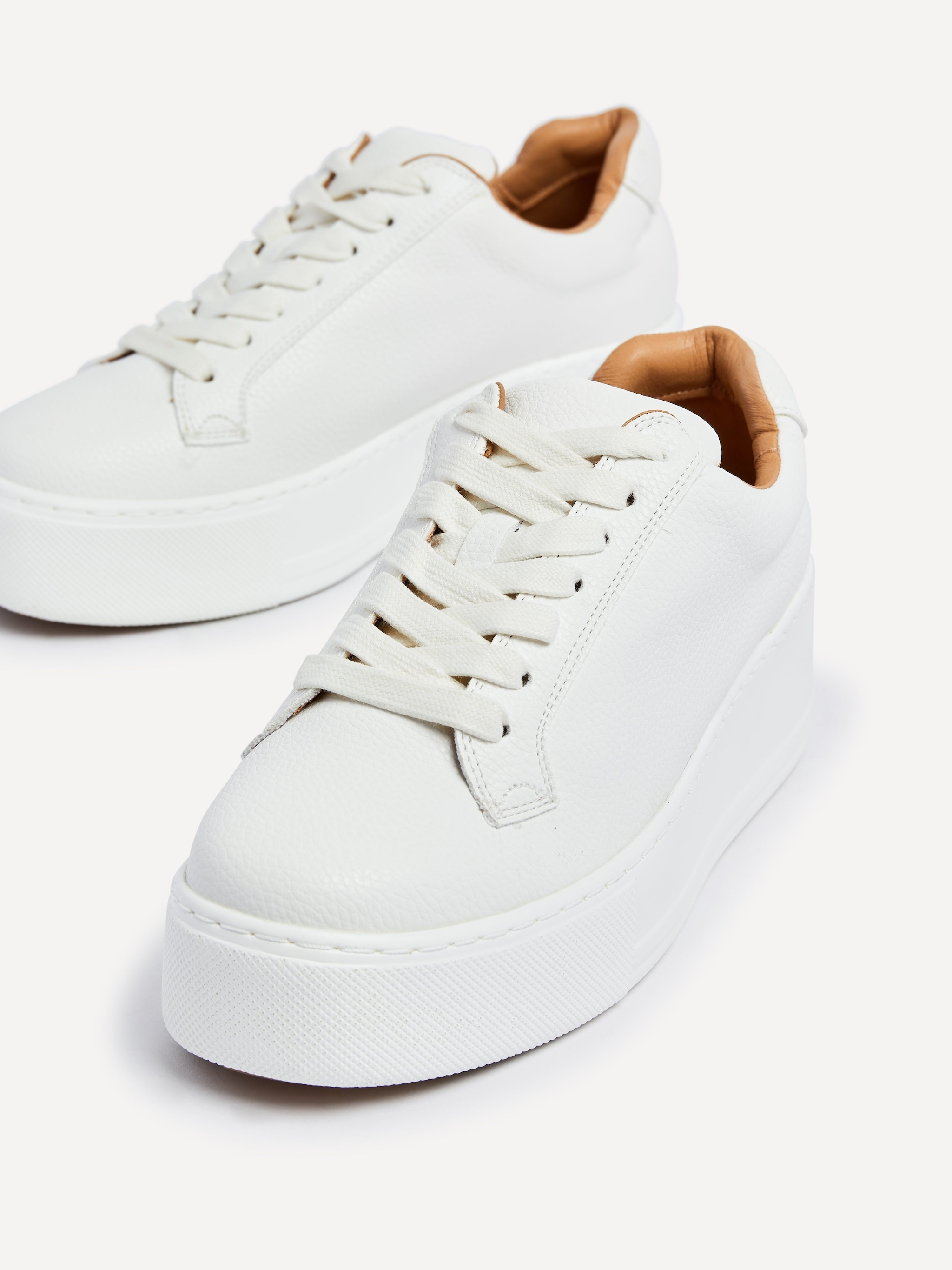 Linzi Twyla White Faux Leather Platform Trainer image 3