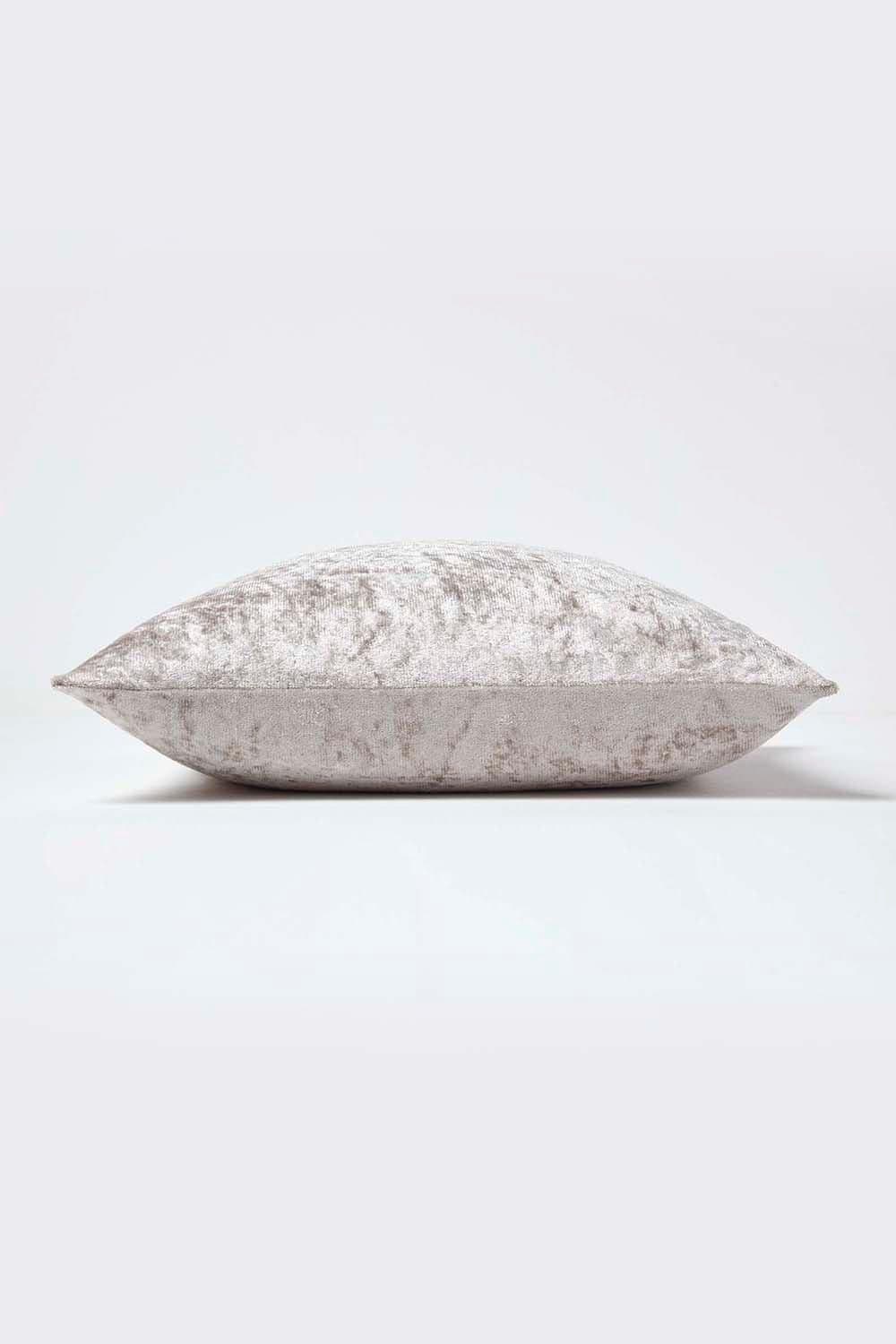Homescapes Luxury Crushed Velvet Cushion Cover image 3
