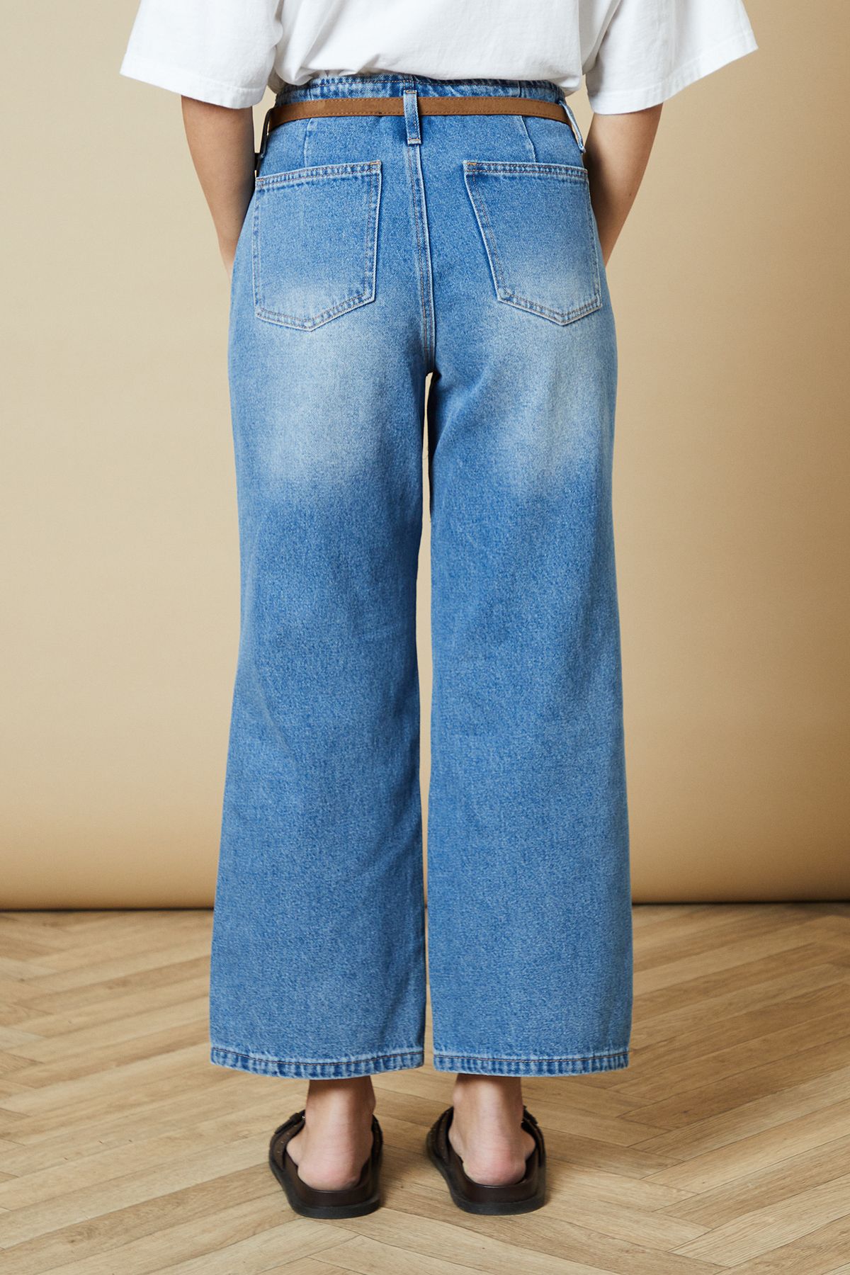 Oasis Belted Cropped Straight Jean Light Wash image 3