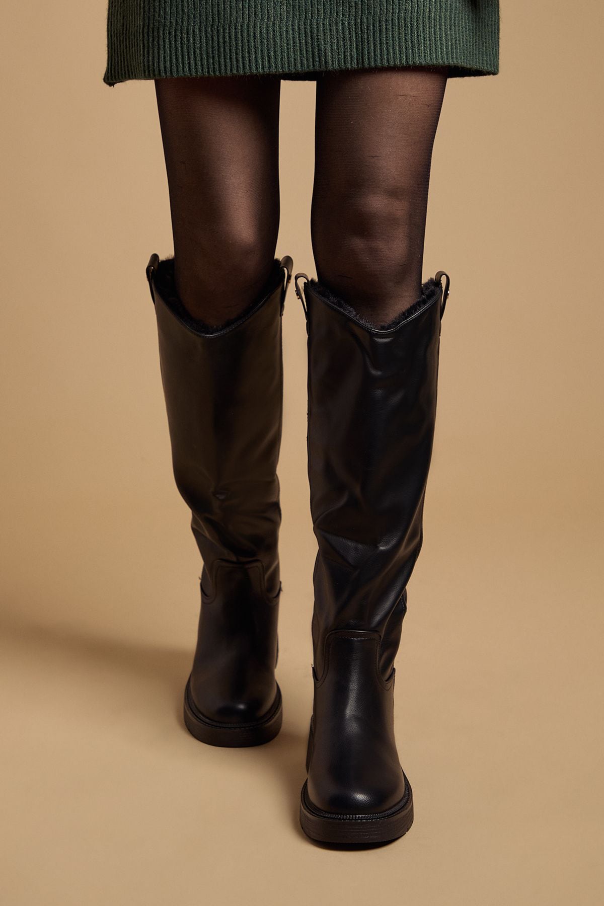 Oasis Tara Faux Leather With Faux Fur Lining Chunky Knee Boots Black image 2