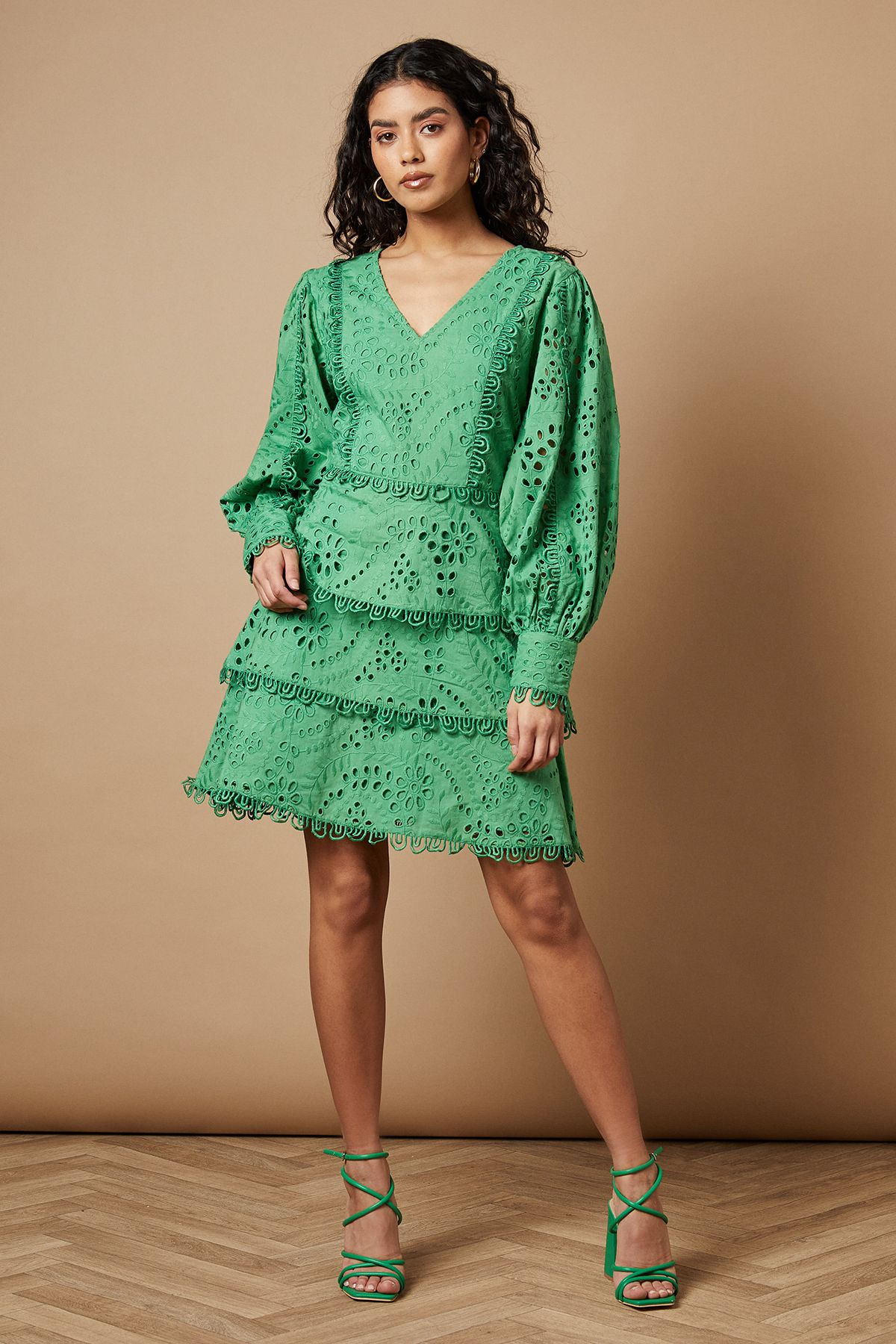 Oasis Petite Broderie Lace Trim Tiered Mini Dress Green image 2
