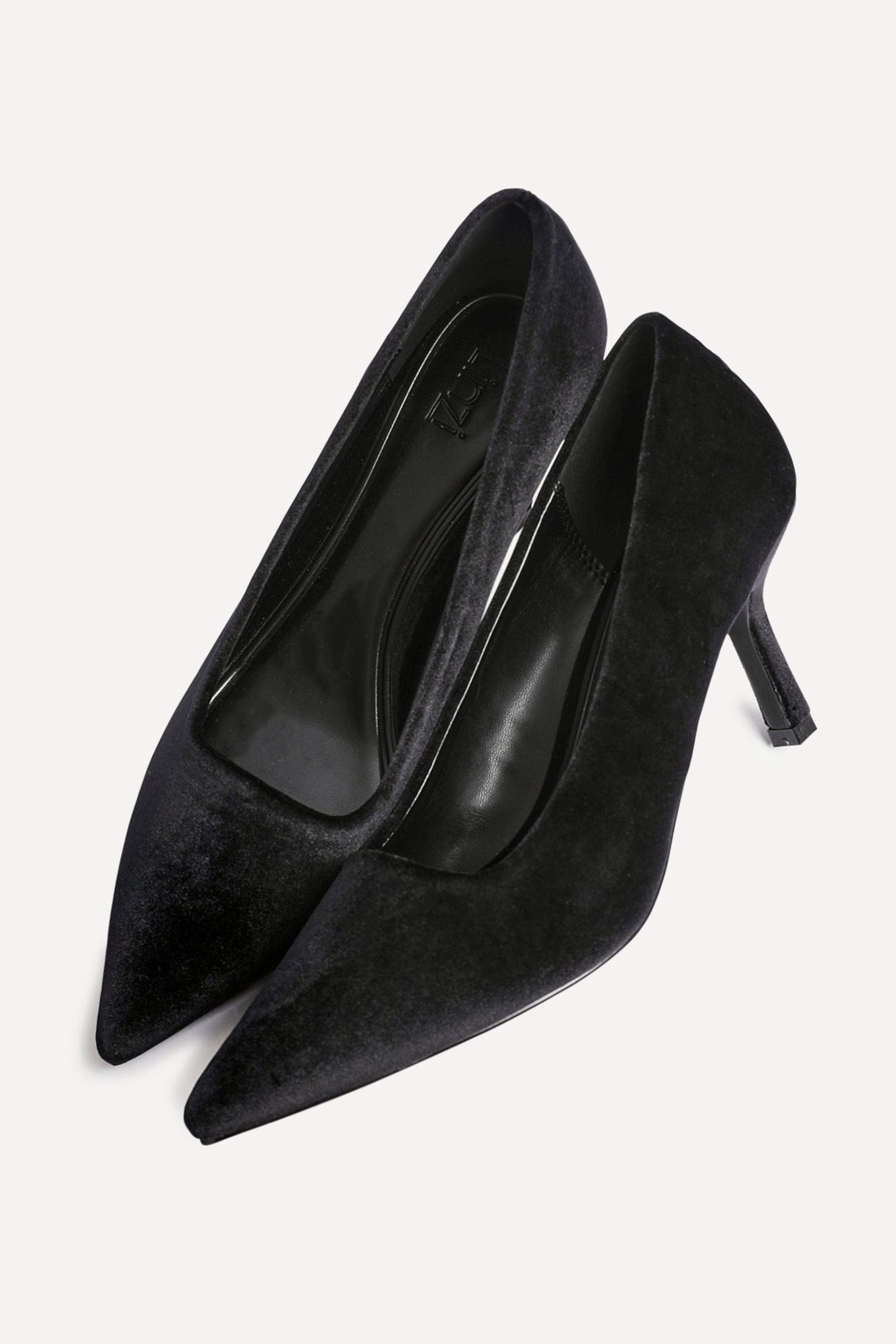 Linzi Kat Black Velvet Classic Court Heels image 5
