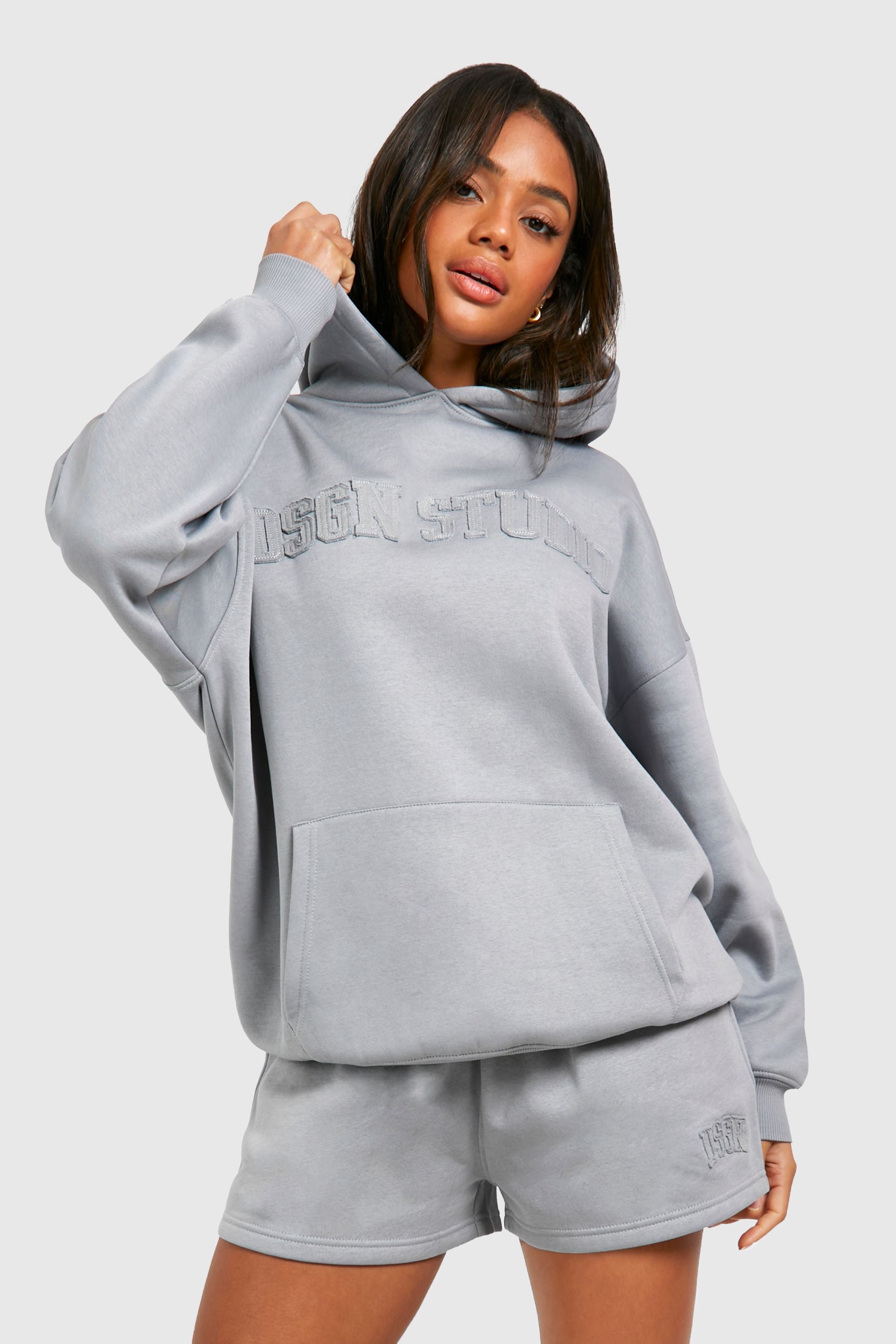 DSGN Studio DSGN Studio Self Fabric Applique Sweat Short Light Blue image 5