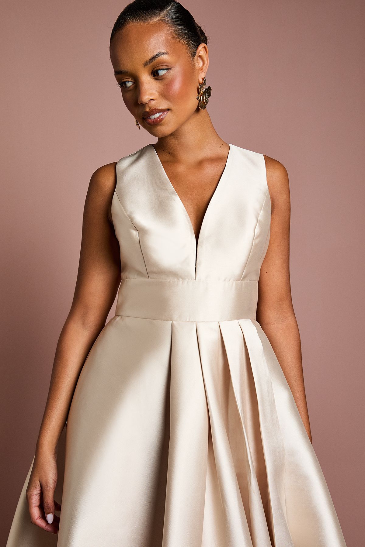 Coast Coast Honoured Petite Sleeveless Plunge Waterfall Twill Maxi Bridesmaid Dress Champagne image 5