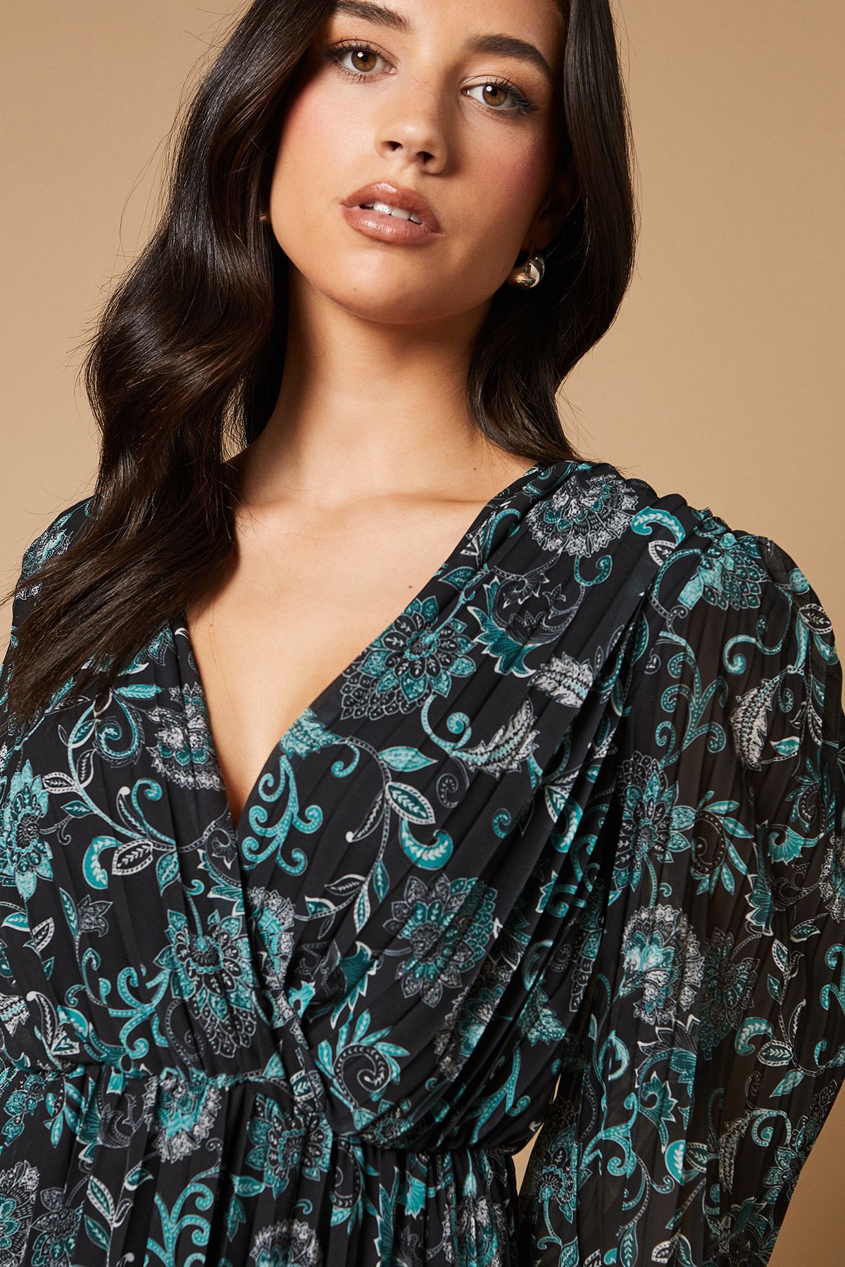 Oasis Paisley Pleated Lace Trim Insert Wrap Midi Dress Black image 2