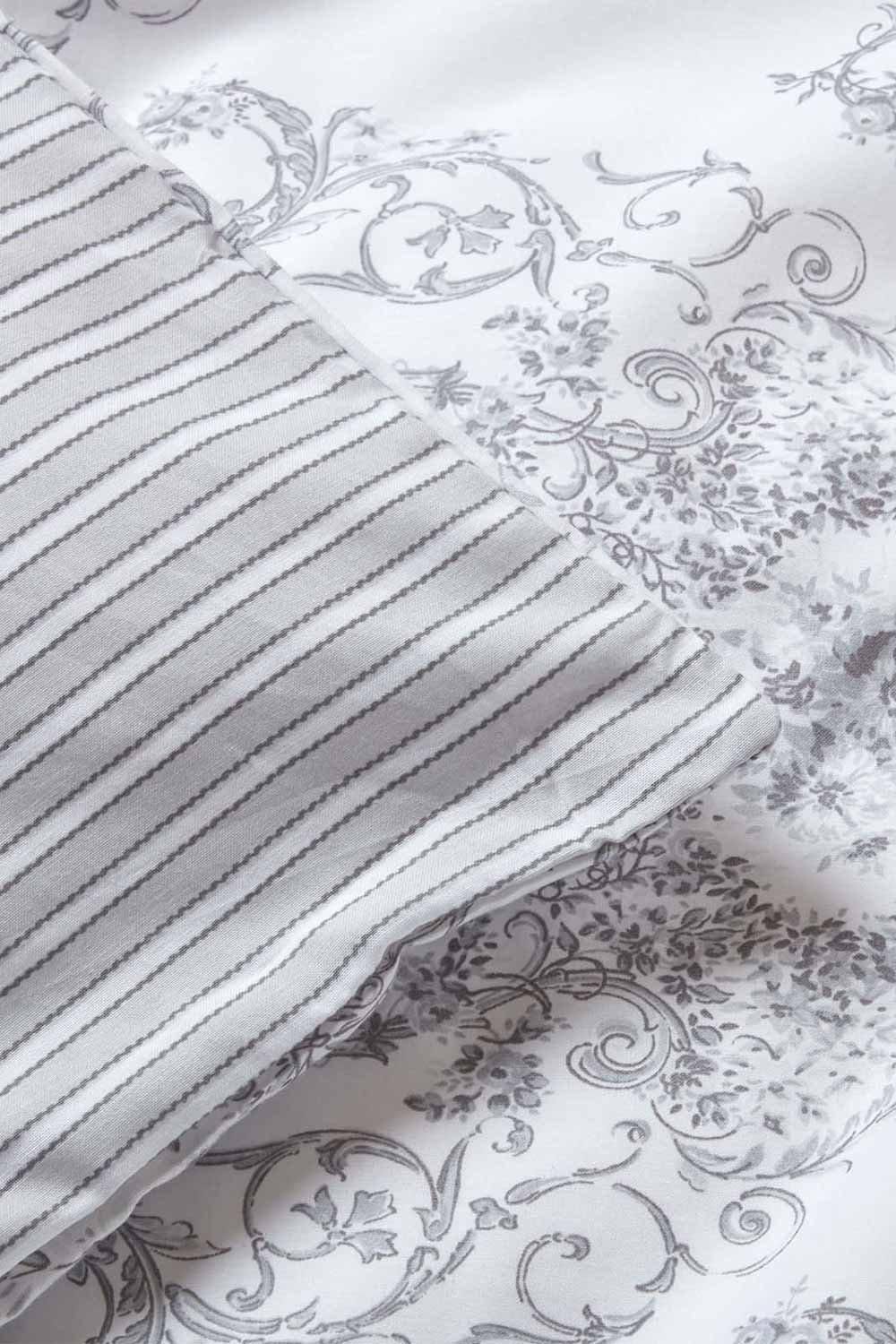 Homescapes French Toile Patterned Duvet Cover Set image 5