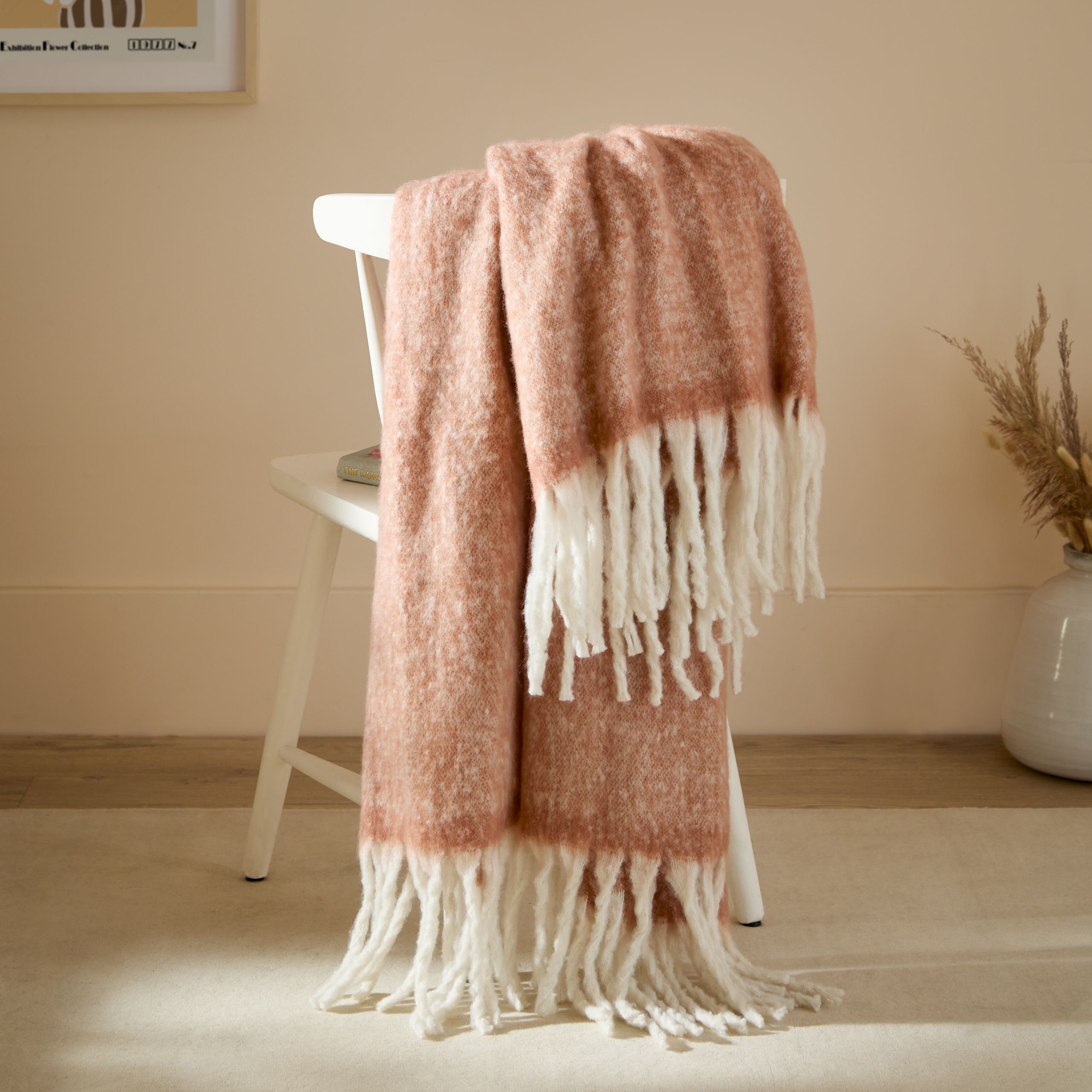 Furn Cozy Woven Tasselled Throw