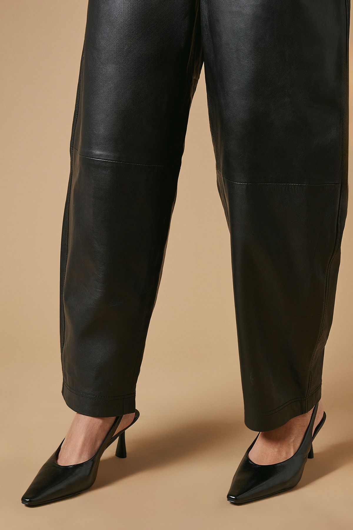 Oasis Bella Chisel Toe Slingback Medium Stiletto Heeled Shoes Black image 2