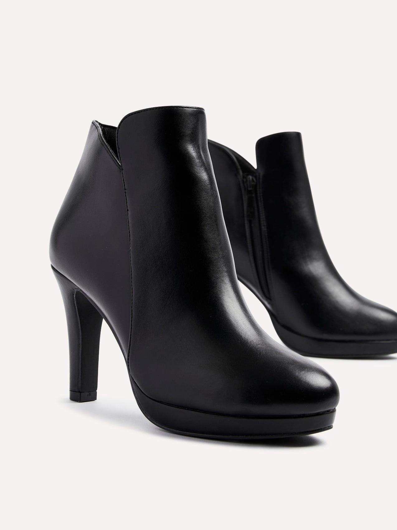 Linzi Layara Black Faux Leather Small Platform Ankle Boot image 5