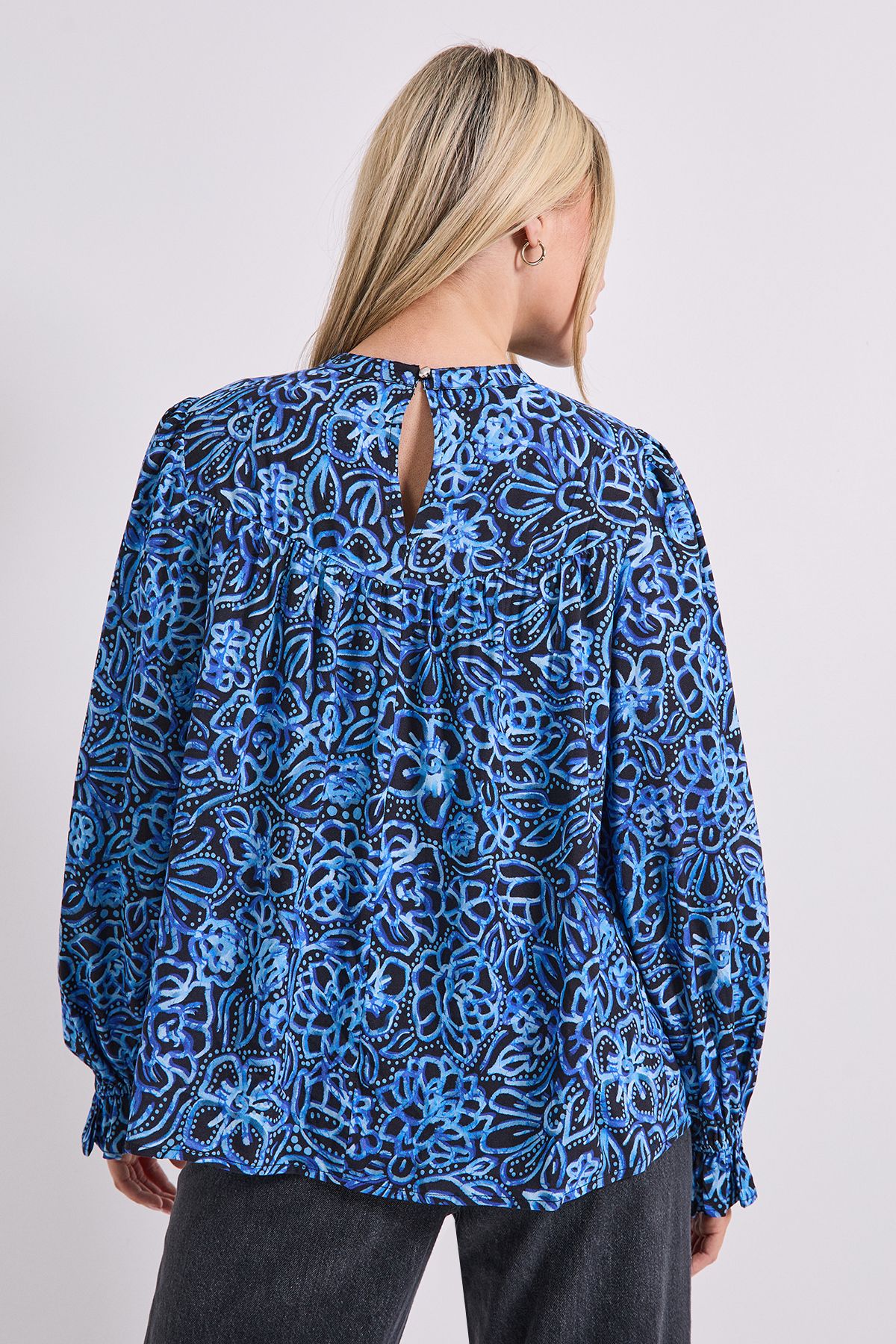 Dorothy Perkins Floral Lace Detail Printed Boho Blouse Blue image 3