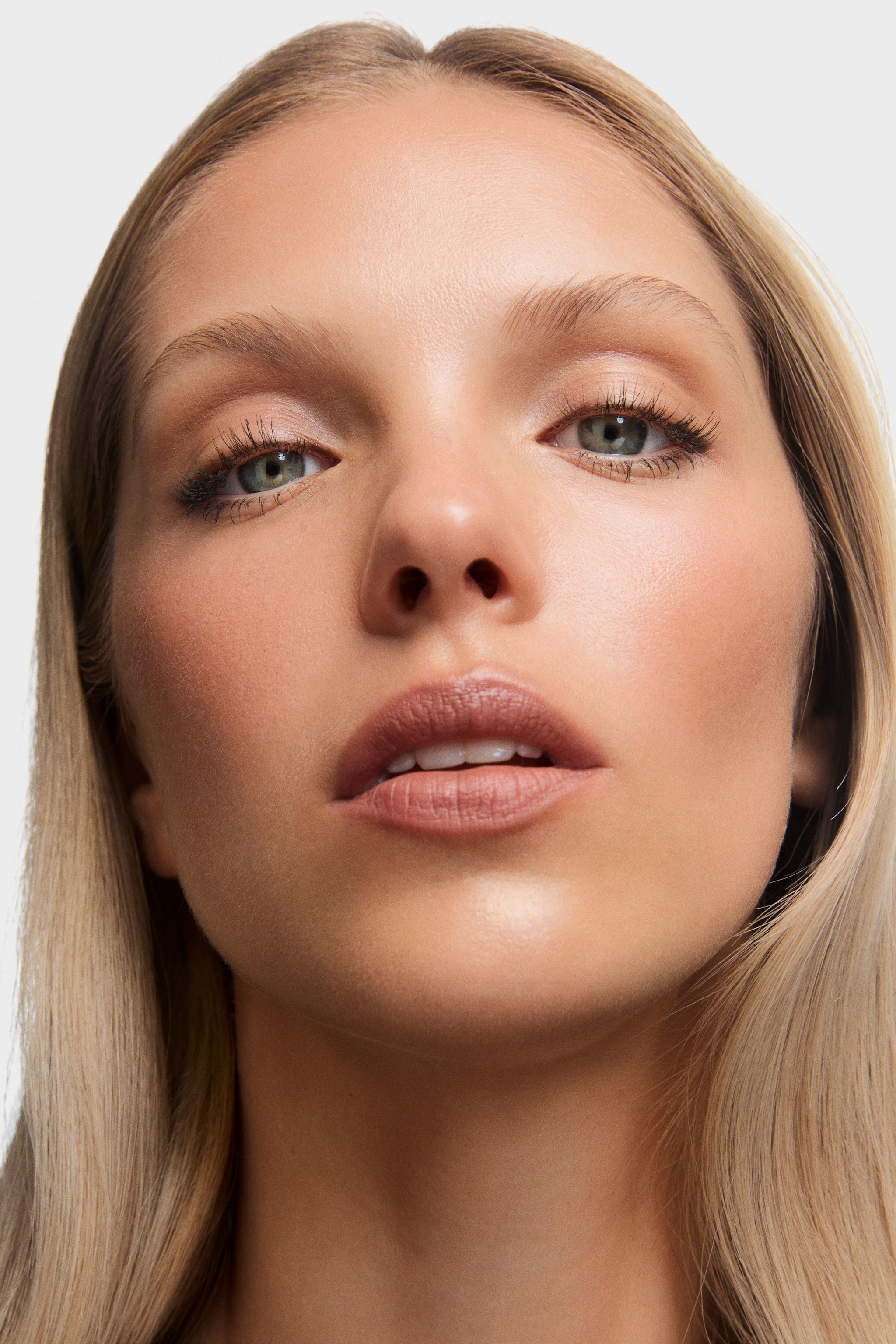 INGLOT Cream Stick Highlighter image 3