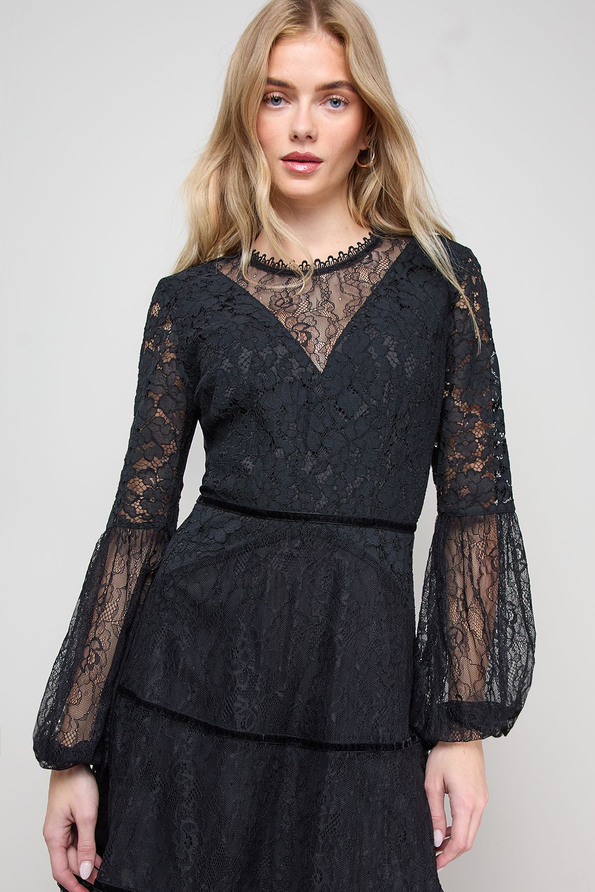 Oasis Mesh Lace Mix Balloon Sleeve Mini Skater Dress Black image 2