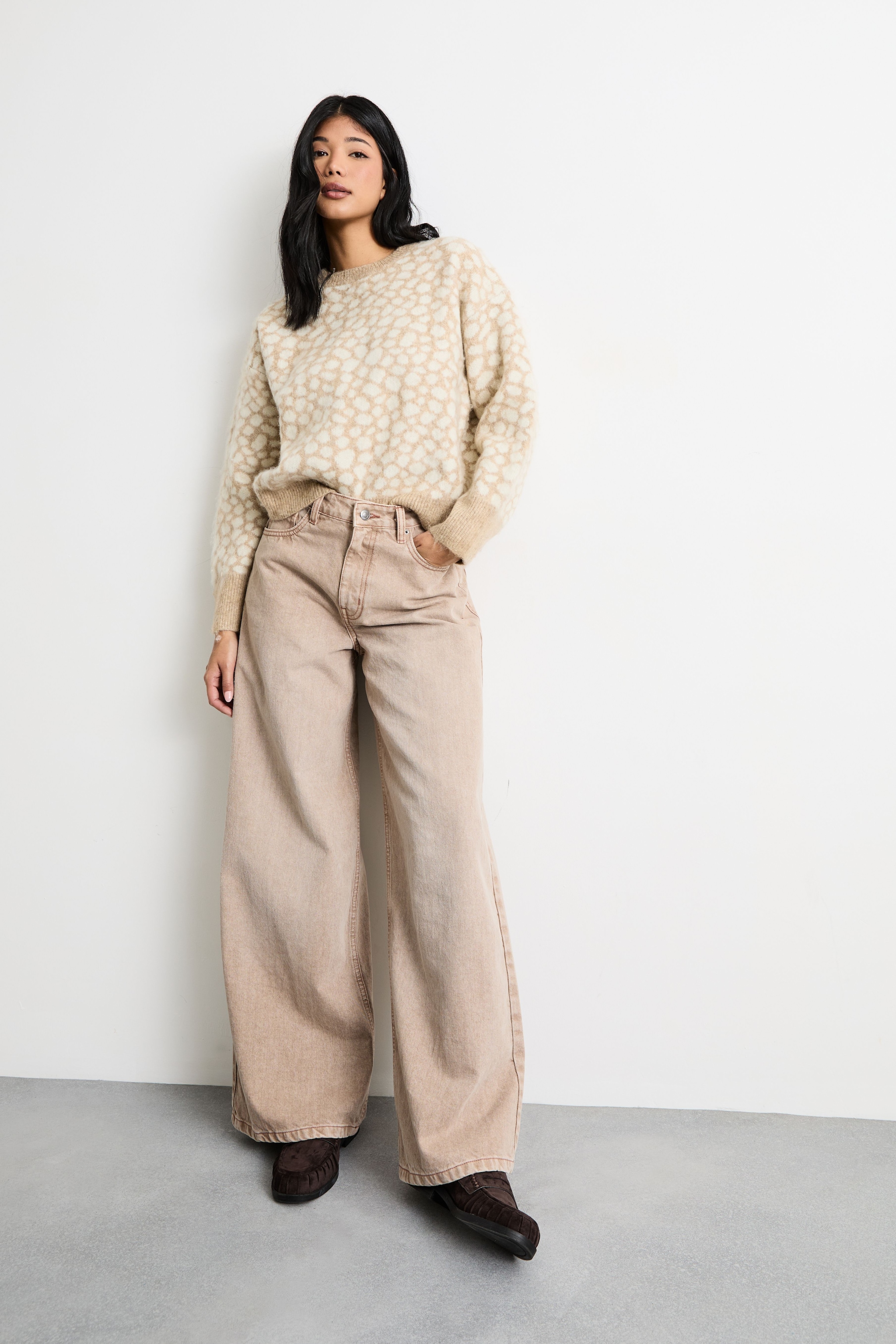 Warehouse Deer Jacquard Knit Jumper Neutral image 4