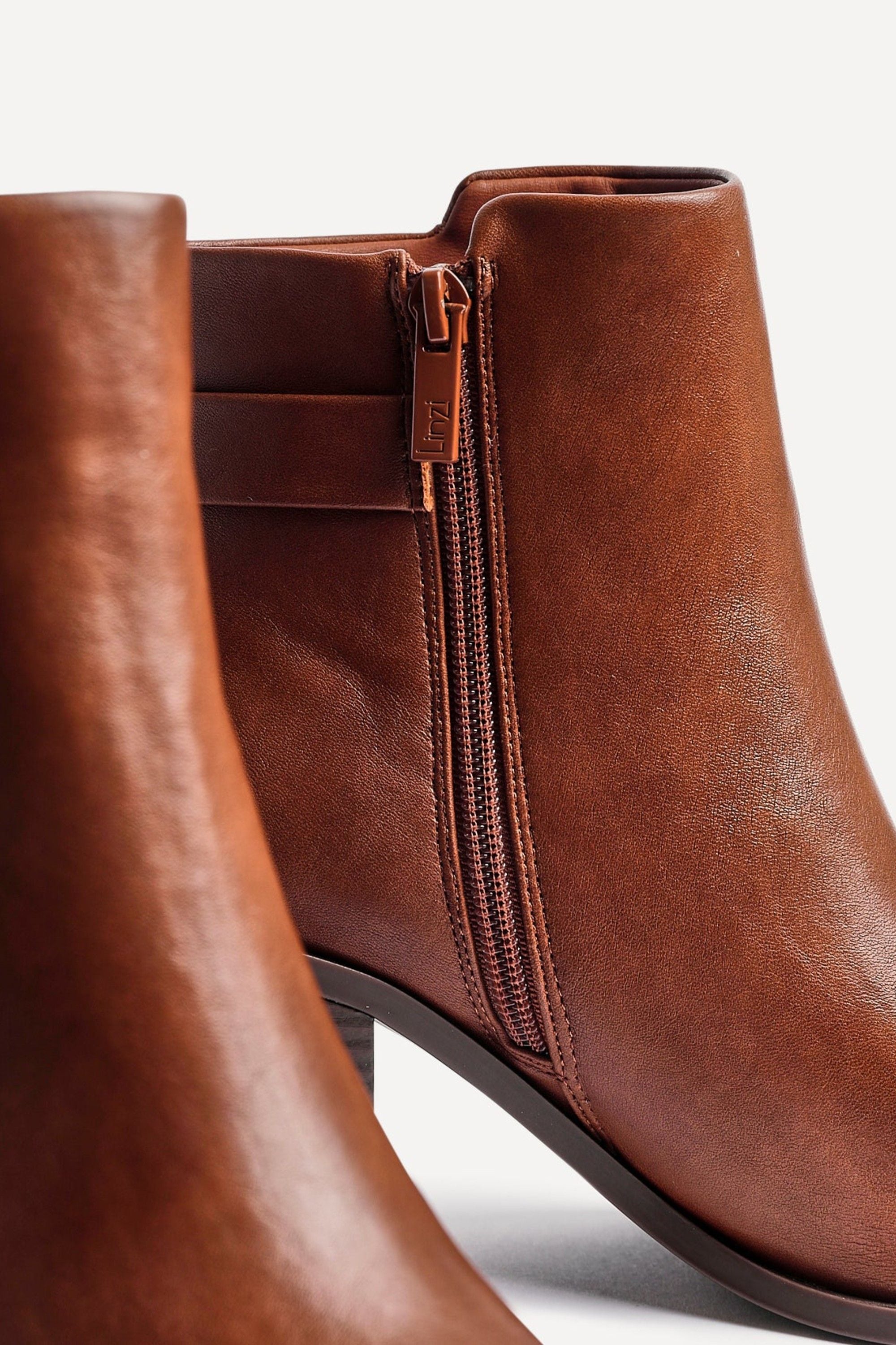 Linzi Rise Tan Faux Leather Block Heeled Ankle Boot image 4