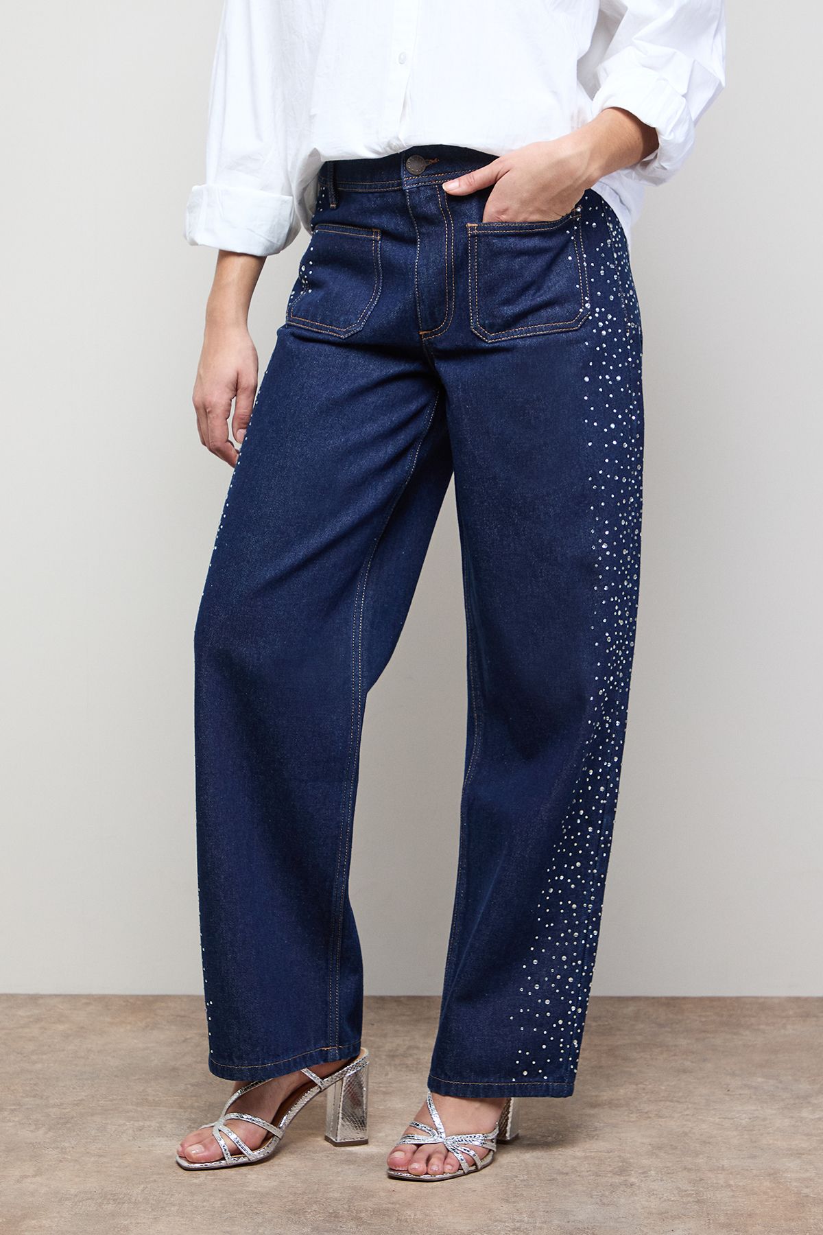 Oasis Hotfix Pocket Detail Wide Leg Jean Dark Wash image 2