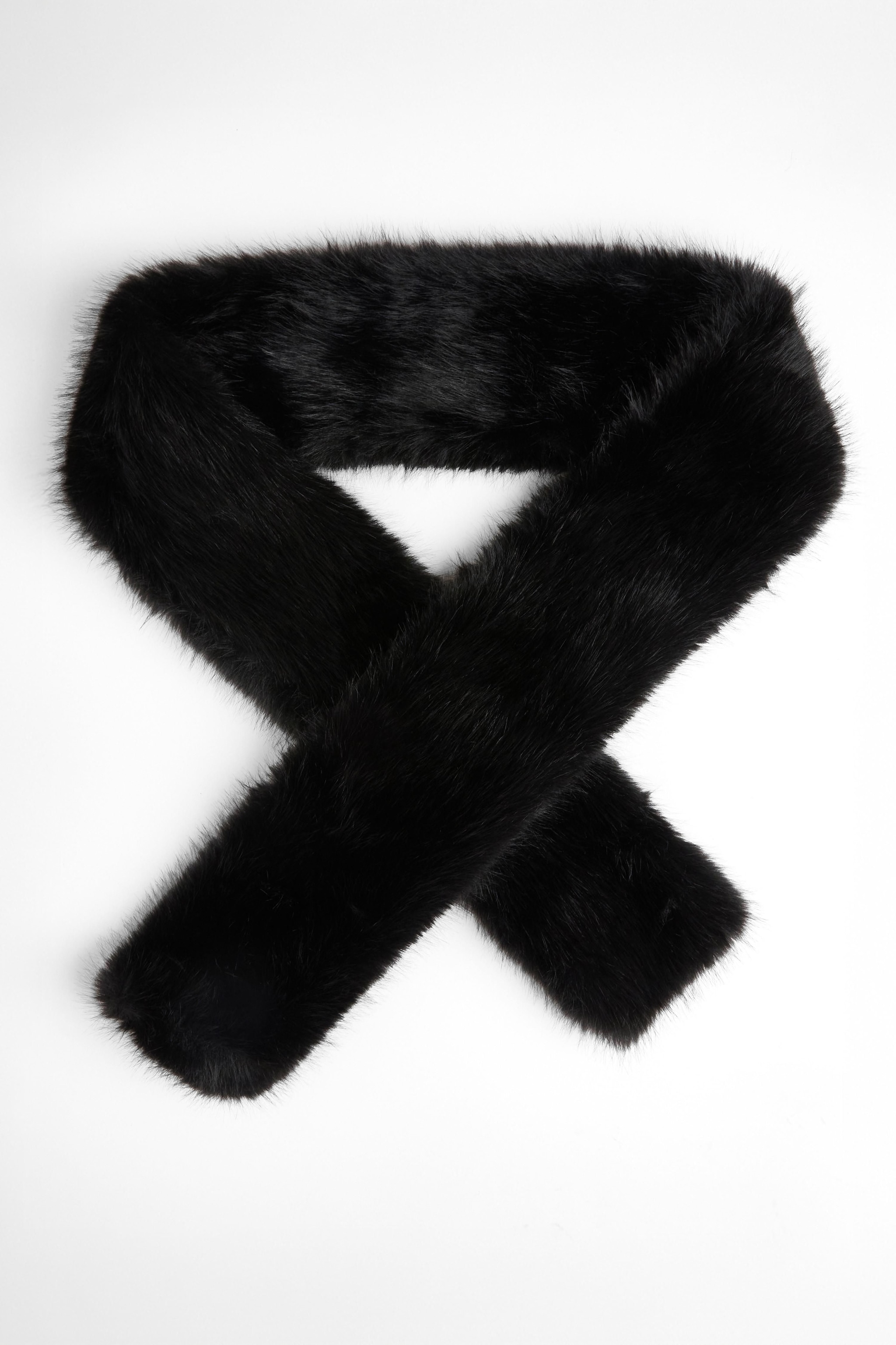 Quiz Black Faux Fur Scarf image 3