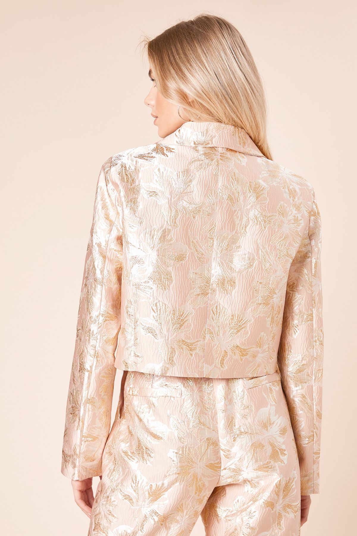 Dorothy Perkins Tailored Jacquard Cropped Blazer Blush image 4