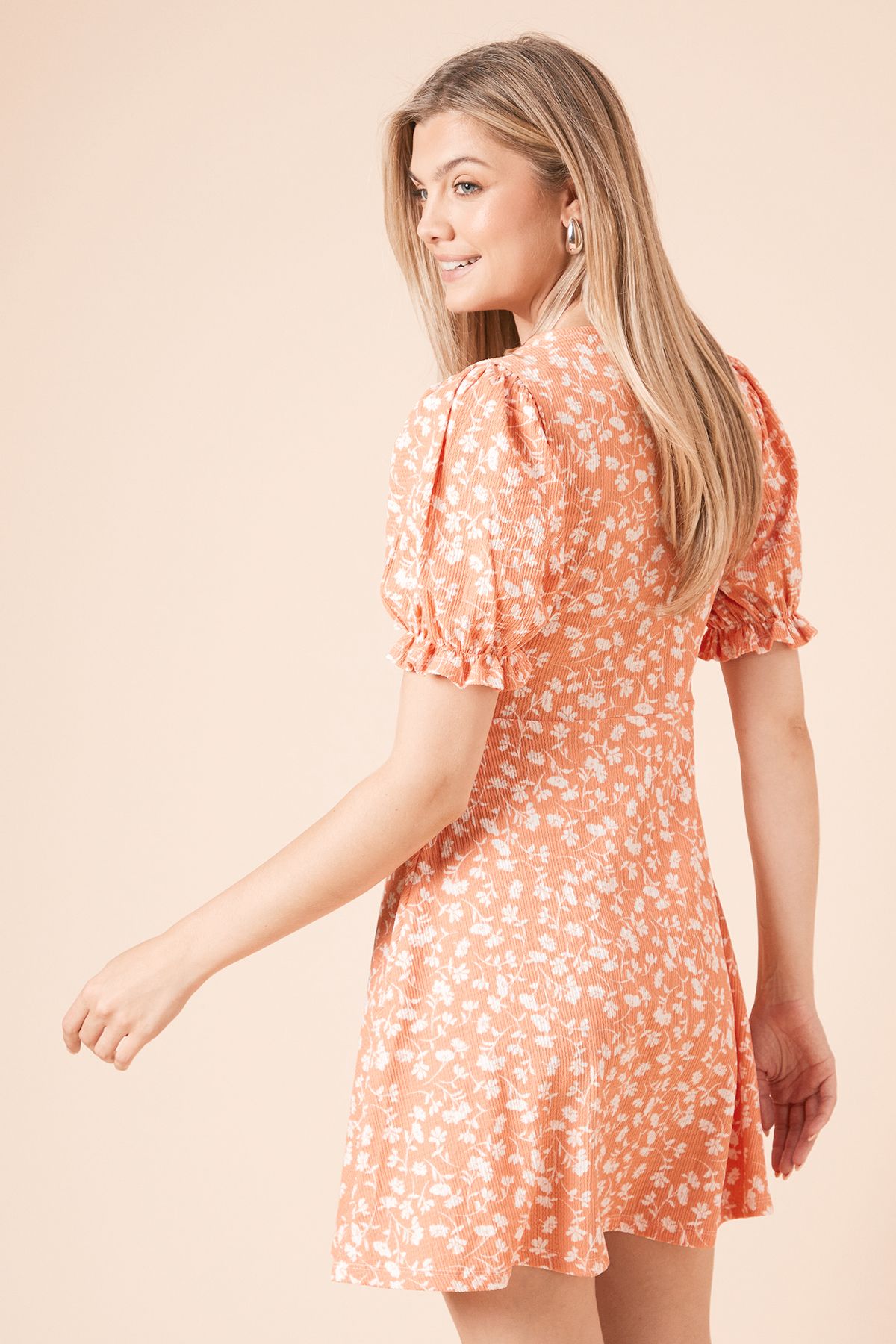 Dorothy Perkins Coral Ditsy Bow Front Puff Sleeve Mini Dress Coral image 4