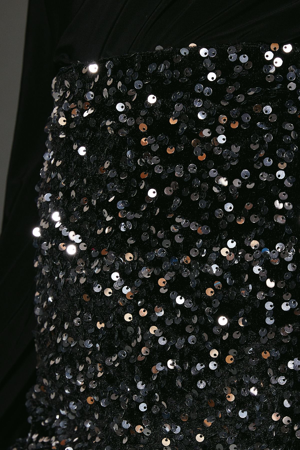 Dorothy Perkins Petite Velvet Sequin Mini Skirt Silver image 5