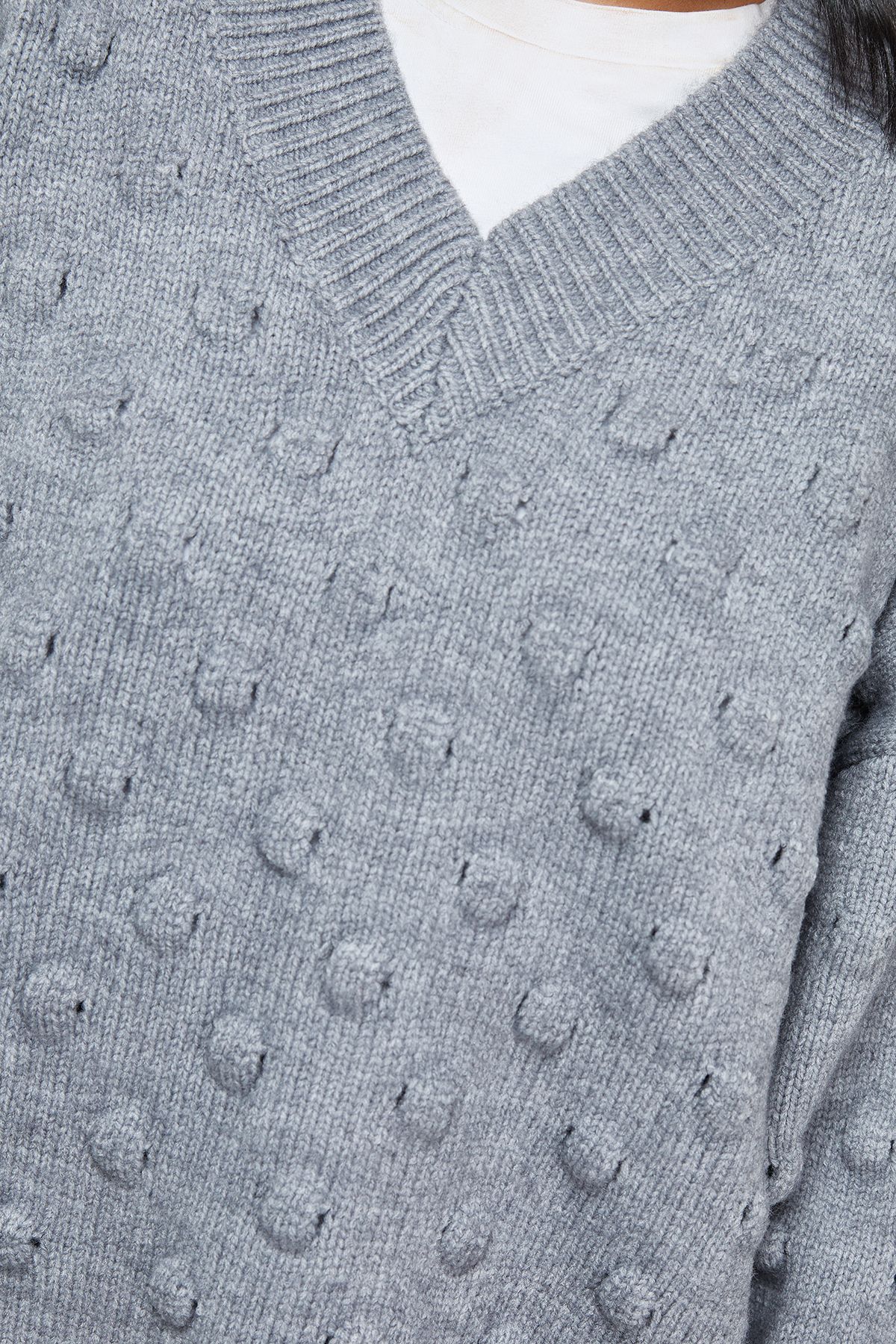 Warehouse Bubble Knit Slouchy V Neck Jumper Grey Marl image 4