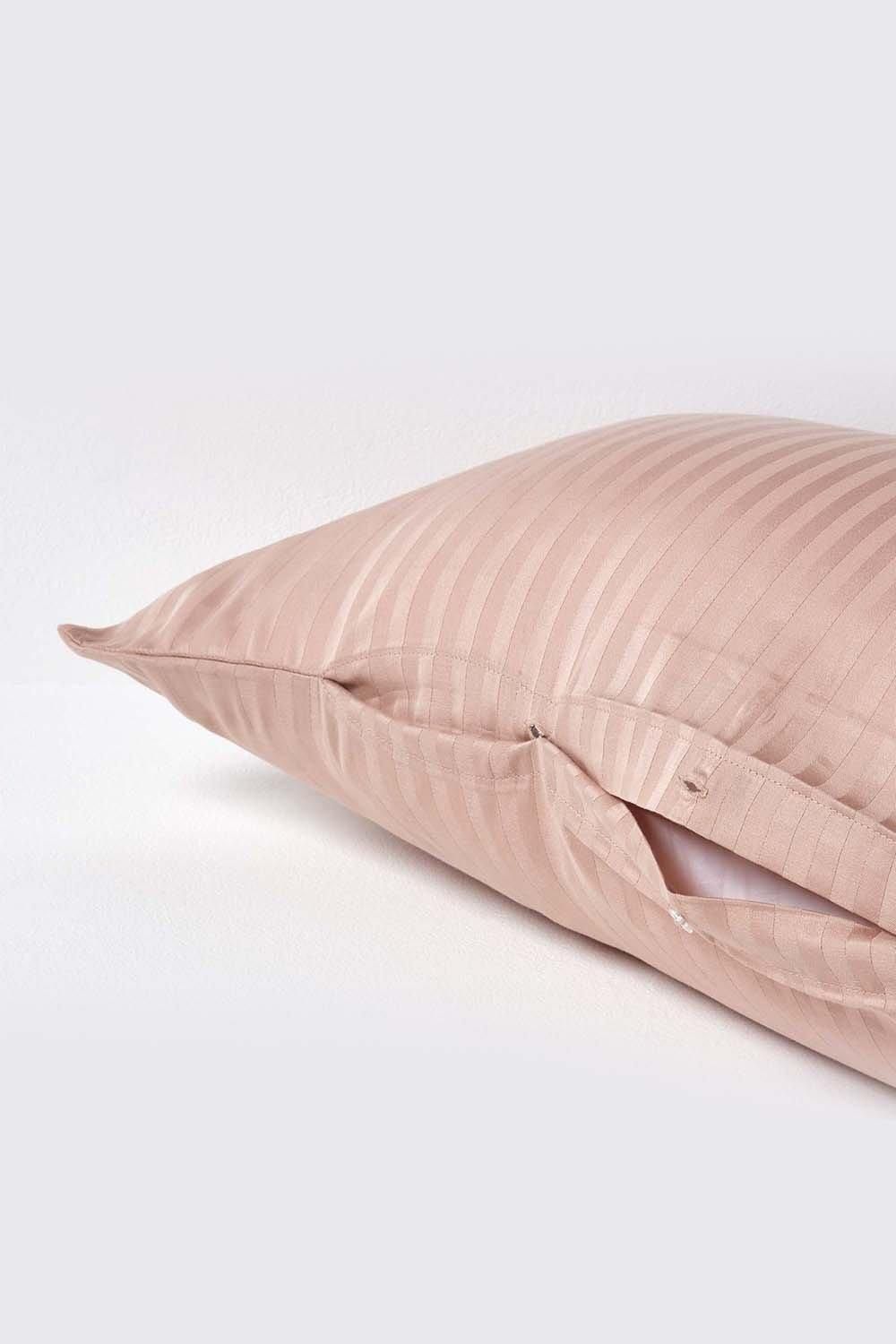 Homescapes Egyptian Cotton Super Soft V Shaped Pillowcase 330 TC image 3