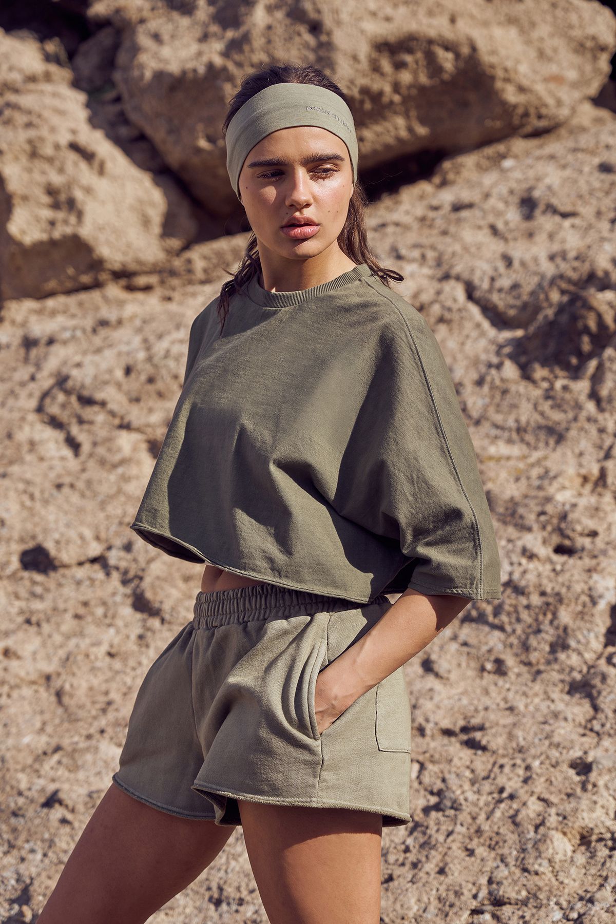 DSGN Studio DSGN Studio Heavyweight Washed Oversized Short Sleeve Crop T-Shirt Olive