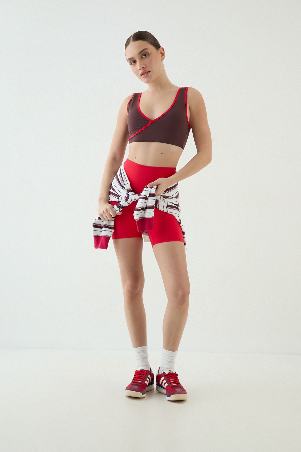 DSGN Studio DSGN Studio Sculpt Wrap Front Sports Bra Chocolate