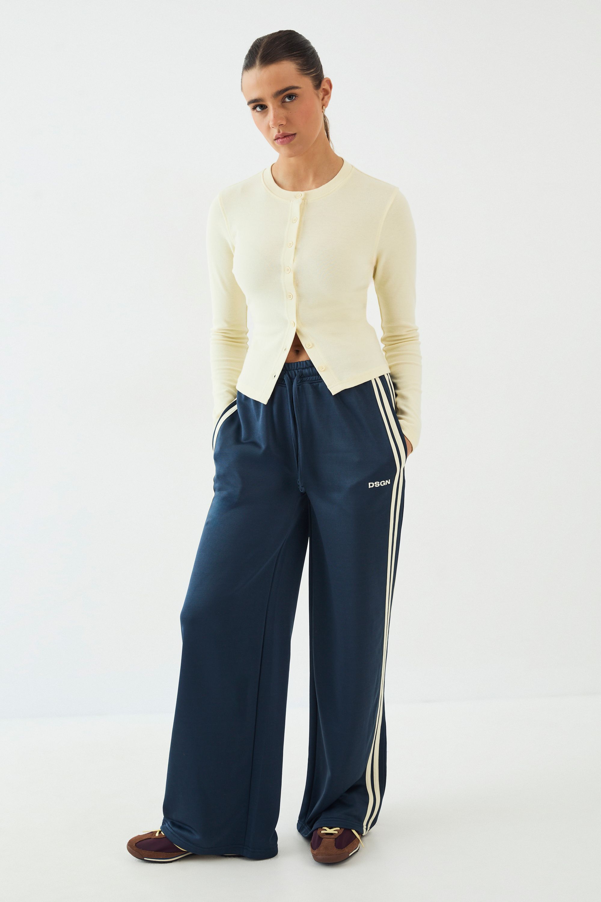 DSGN Studio DSGN Studio Tricot Side Stripe Straight Leg Jogger Indigo image 3