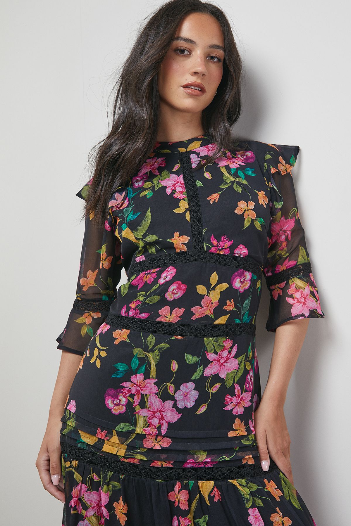 Oasis Chiffon Lace Insert Midi Dress Floral image 2