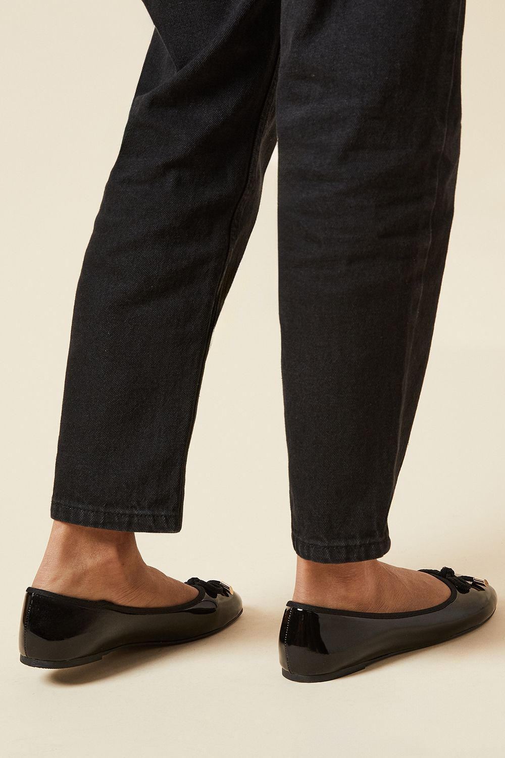 Dorothy Perkins Peaches Bow Detail Ballet Pumps True Black image 3