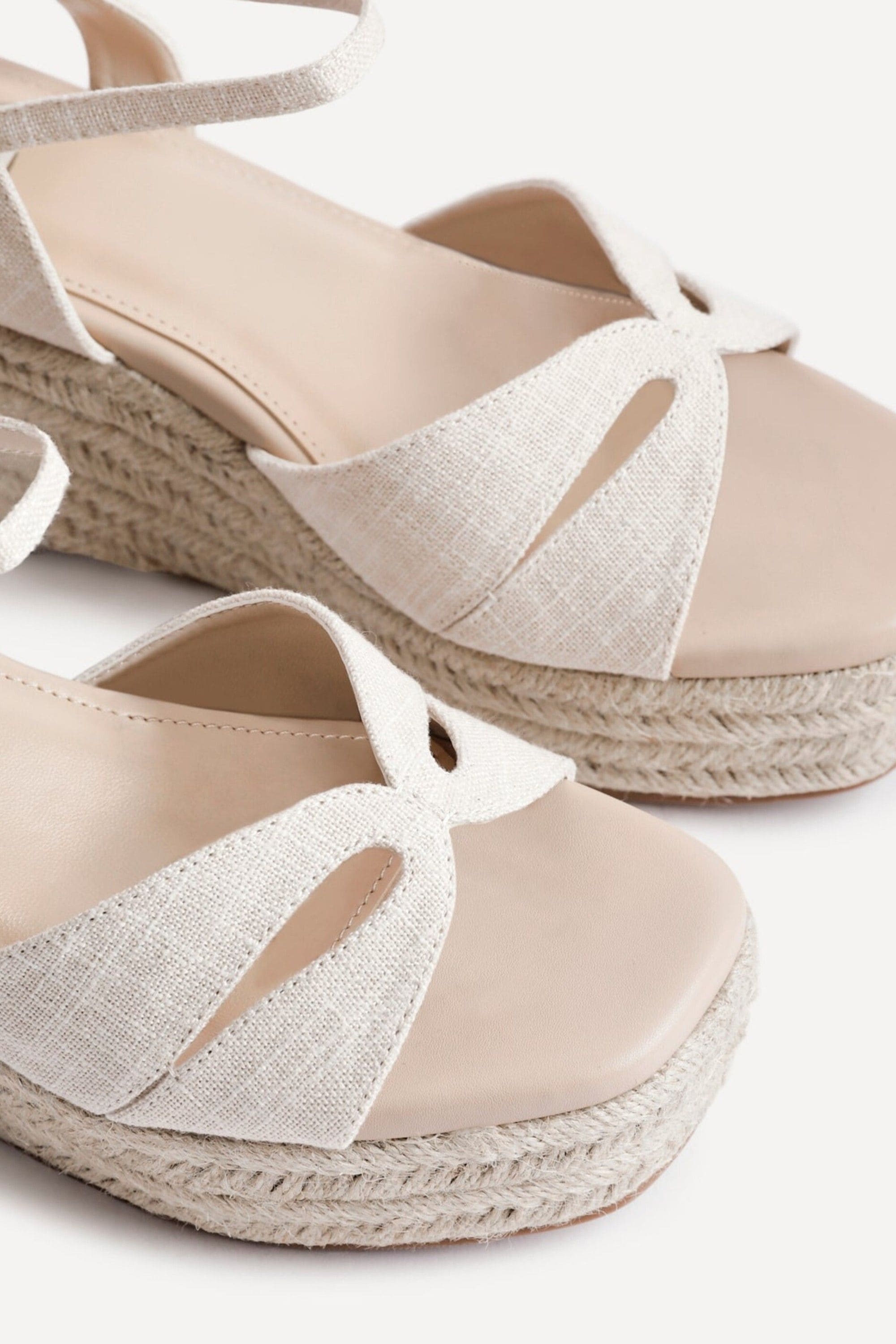 Linzi Sian Wide Fit Nude Canvas Linked Design Wedges image 5