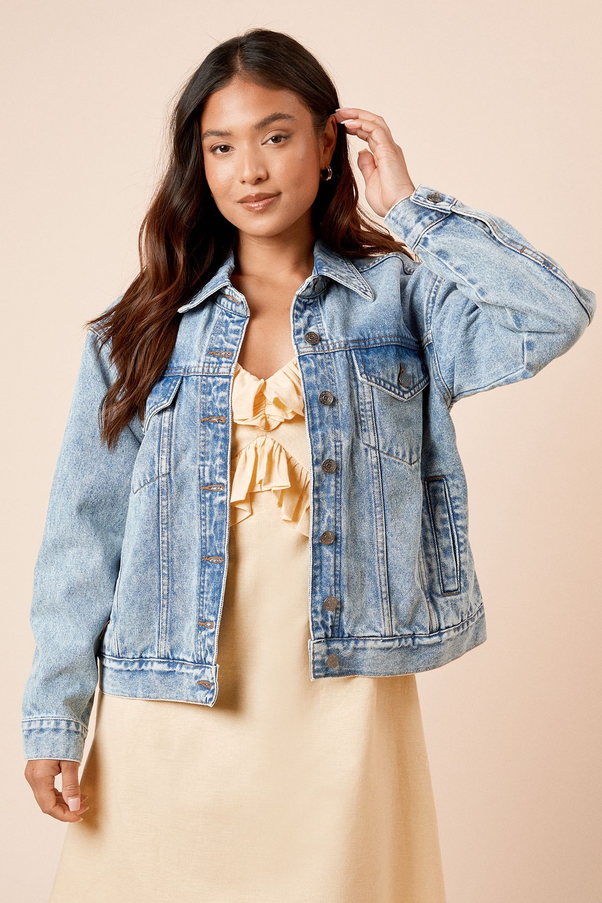 Dorothy Perkins Petite Oversized Denim Jacket Light Wash image 2