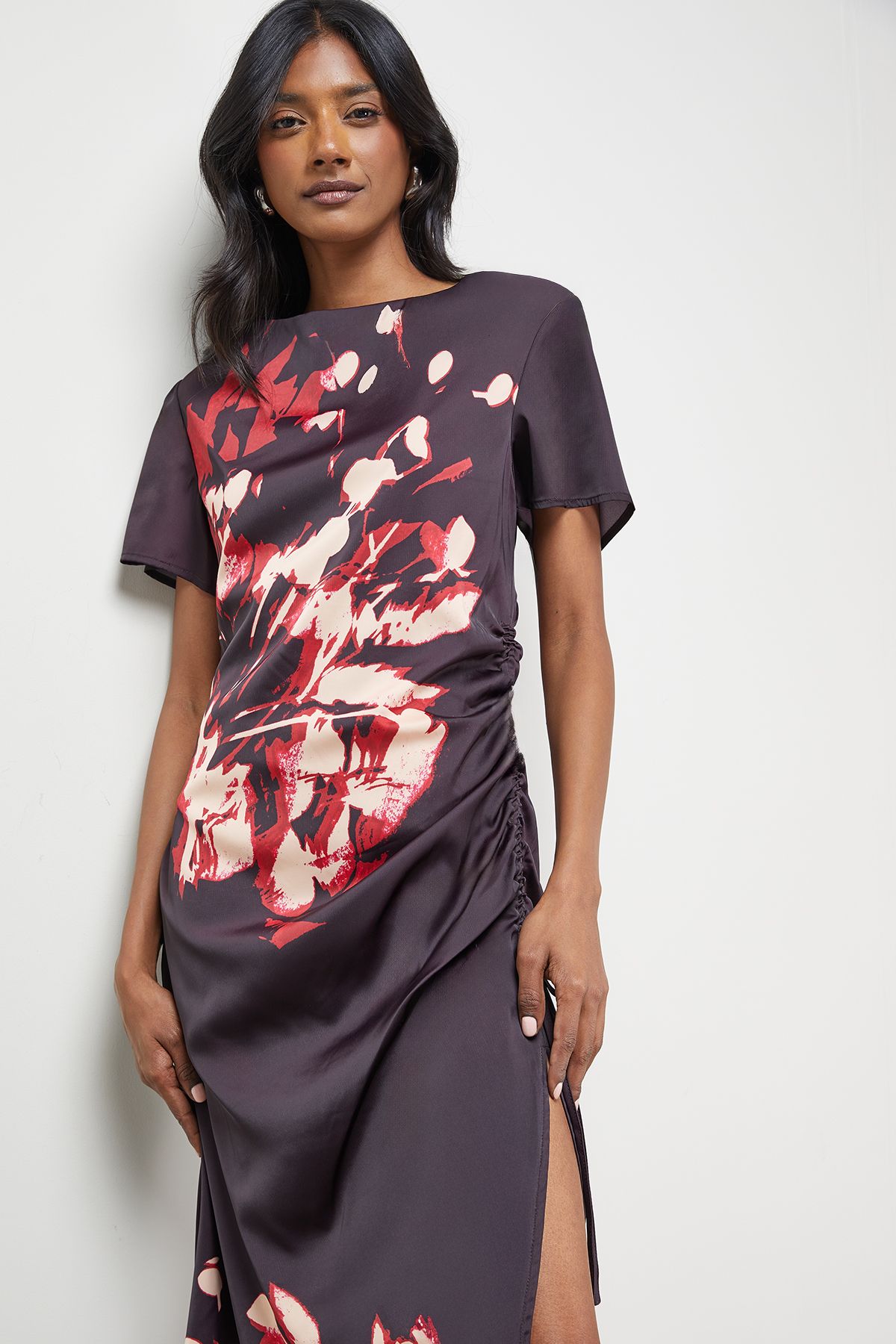 Warehouse Placement Print Crinkle Satin Ruched Midi Dress Floral image 4