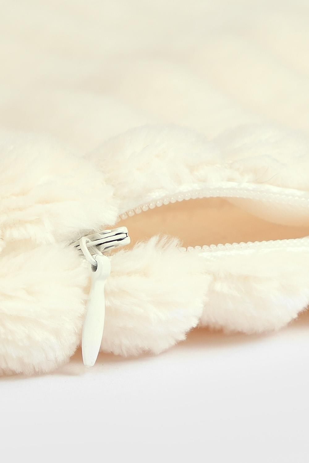 OHS 4 Pack of Ribbed Soft Fleece Cushion Covers image 3