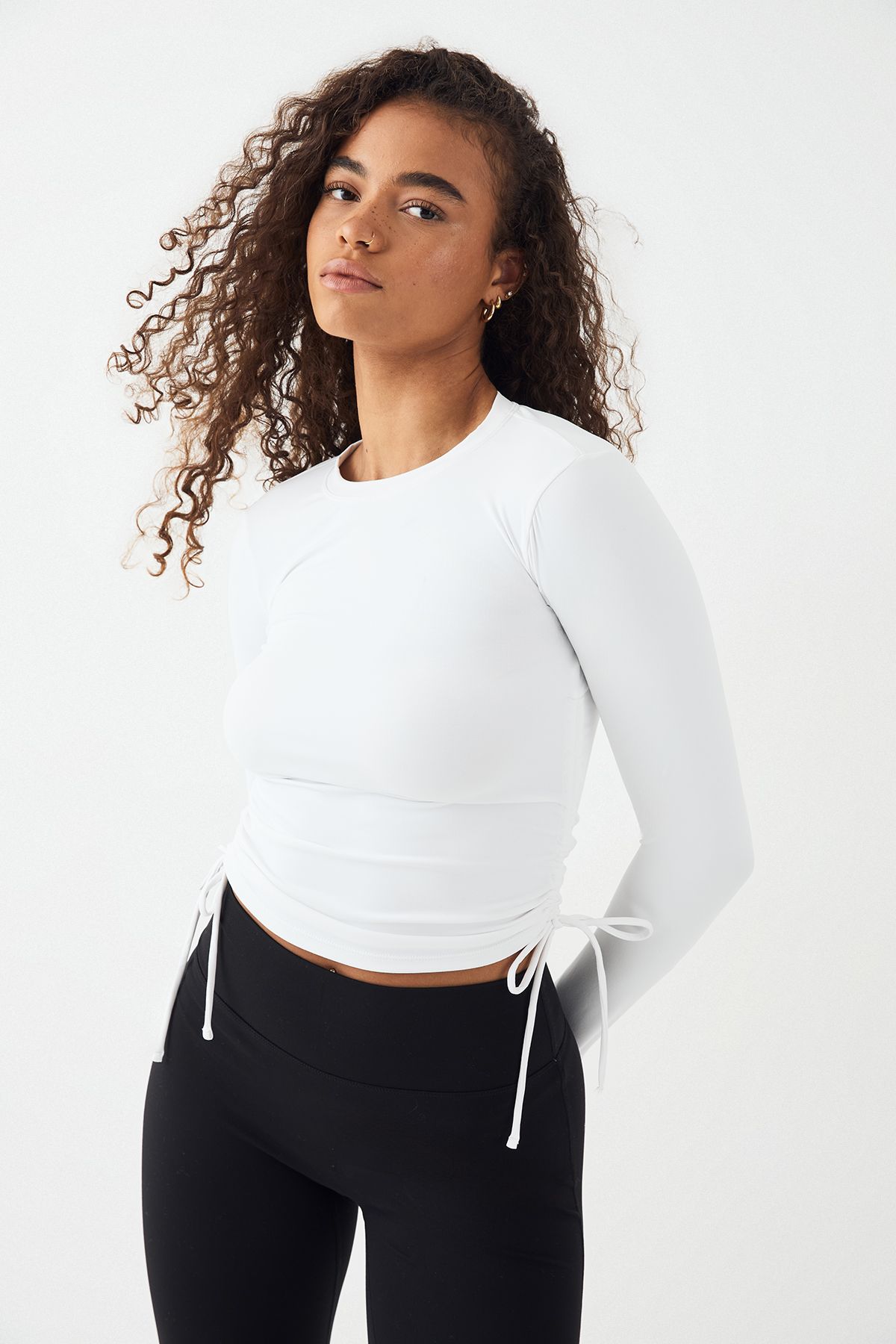 DSGN Studio DSGN Studio Sculpt Ruched Side Long Sleeve Top White