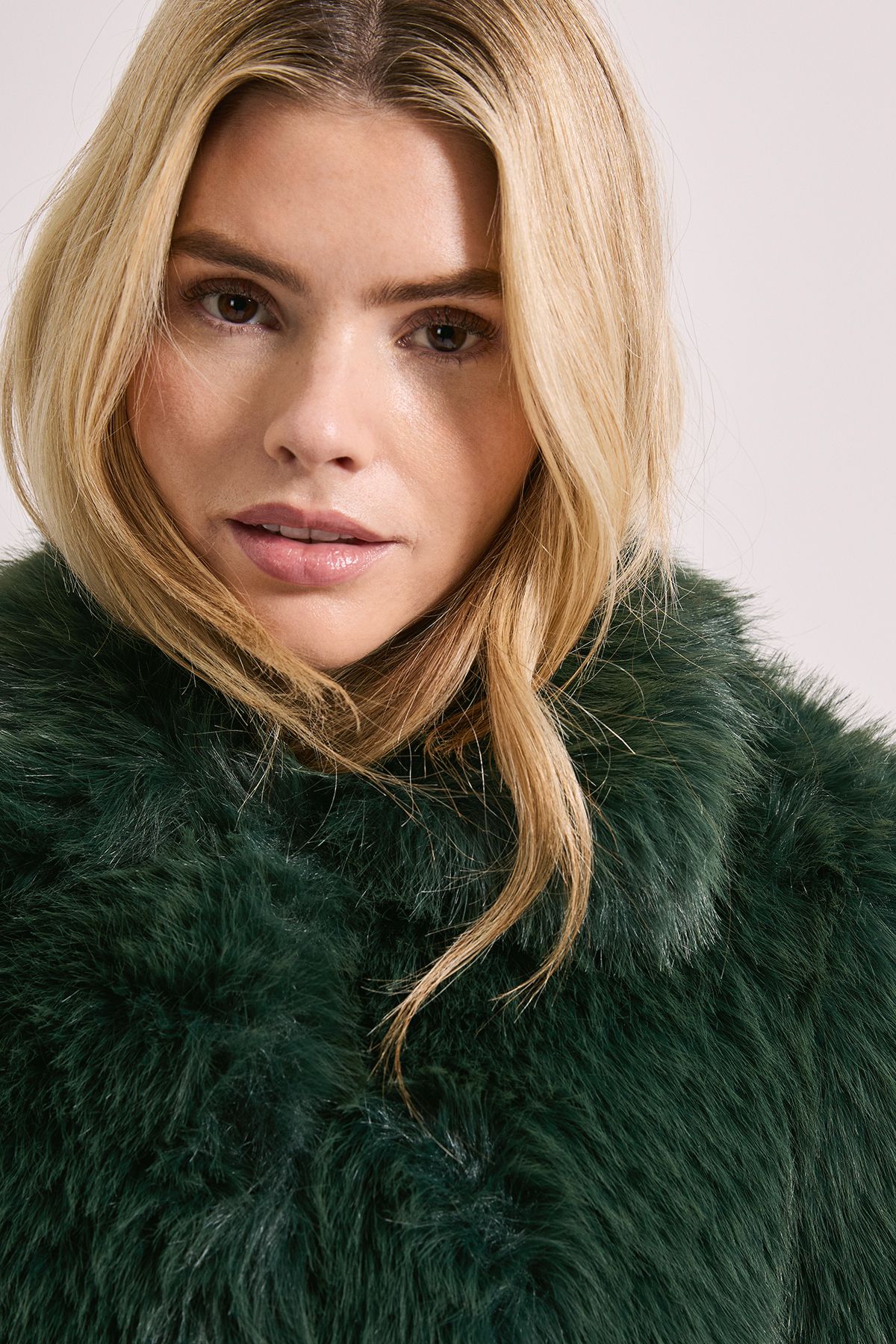 Dorothy Perkins Faux Fur Coat Dark Green image 5