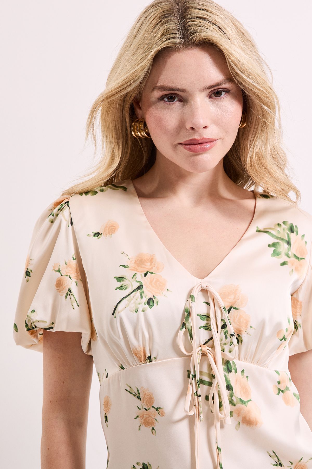 Dorothy Perkins Floral Tie Front Button Up Puff Sleeve Top Floral image 3