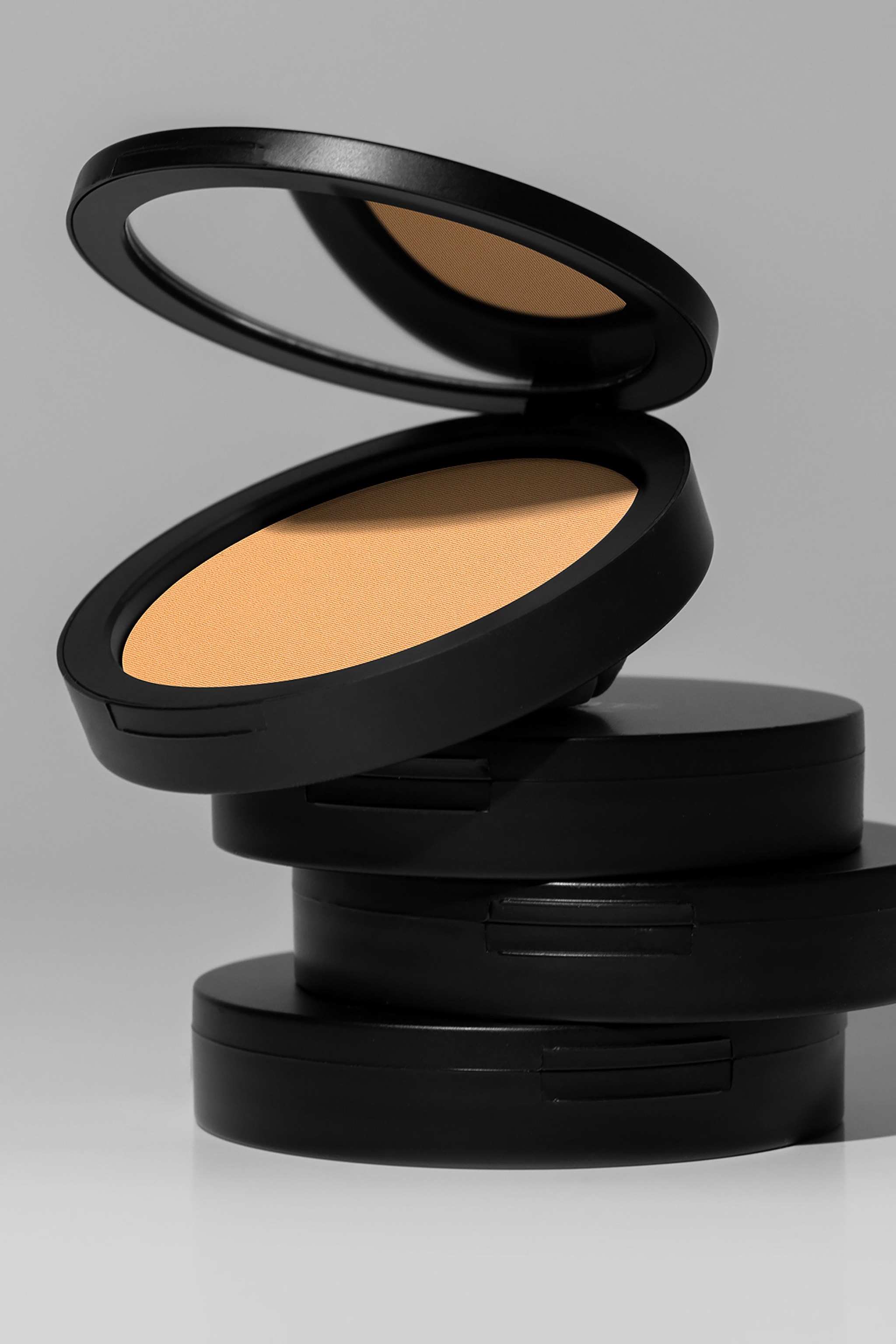 INGLOT Freedom System Satin Skin Pressed Powder image 5