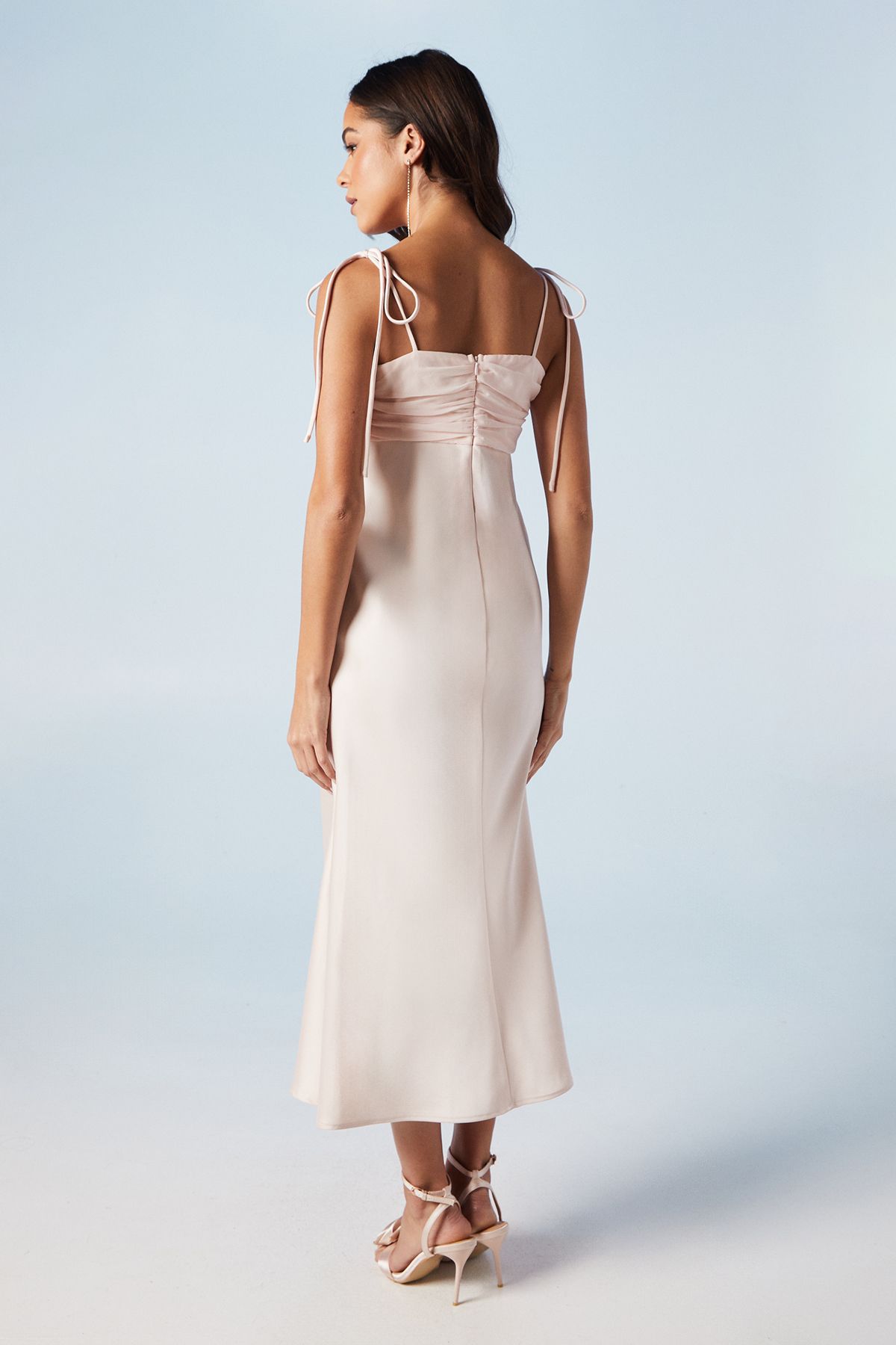 Oasis Satin Chiffon Mix Tie Shoulder Bridesmaid Midi Dress Blush image 3