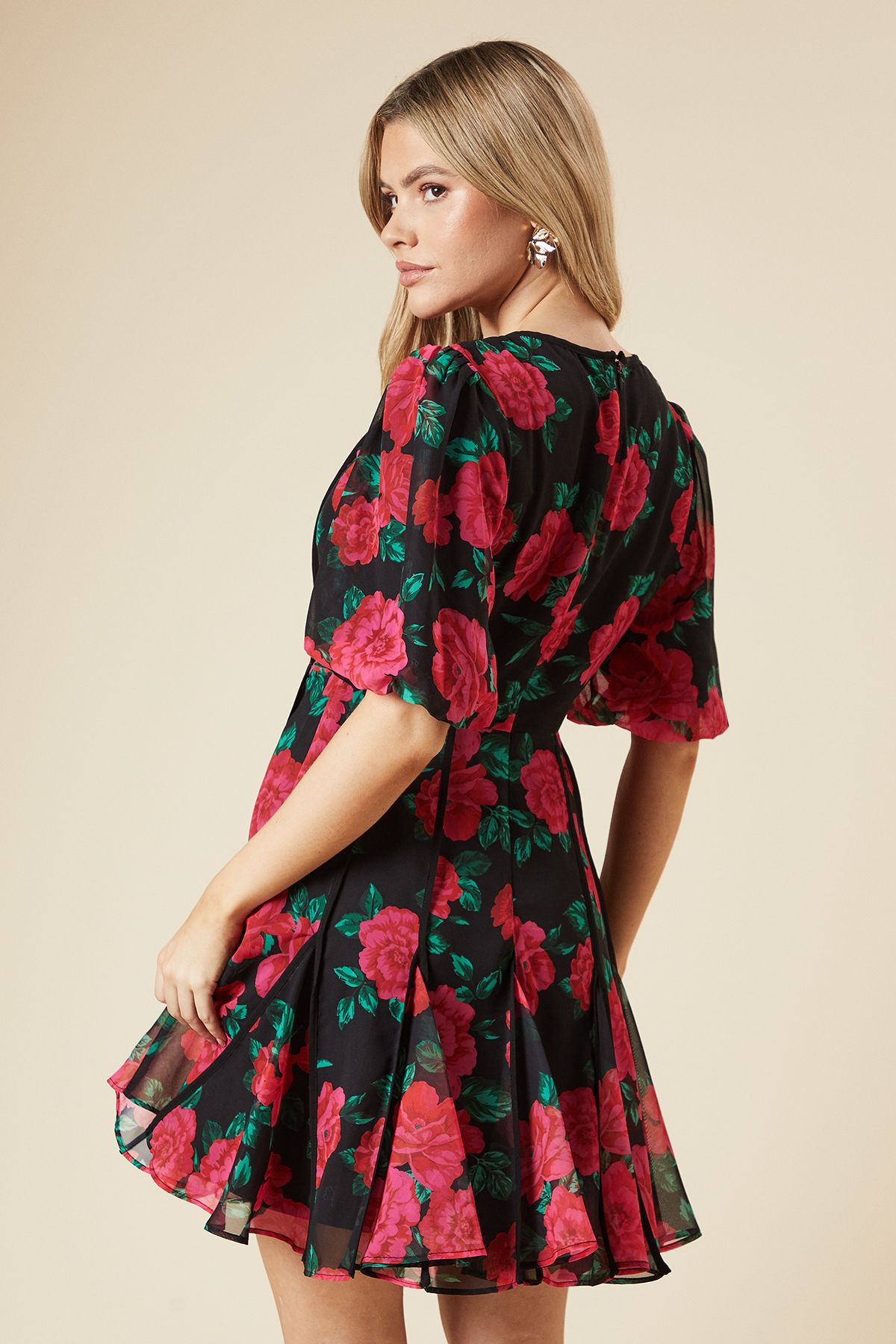 Dorothy Perkins DP Luxe Black Floral Chiffon Contrast Binding Bodice Mini Dress Black image 3