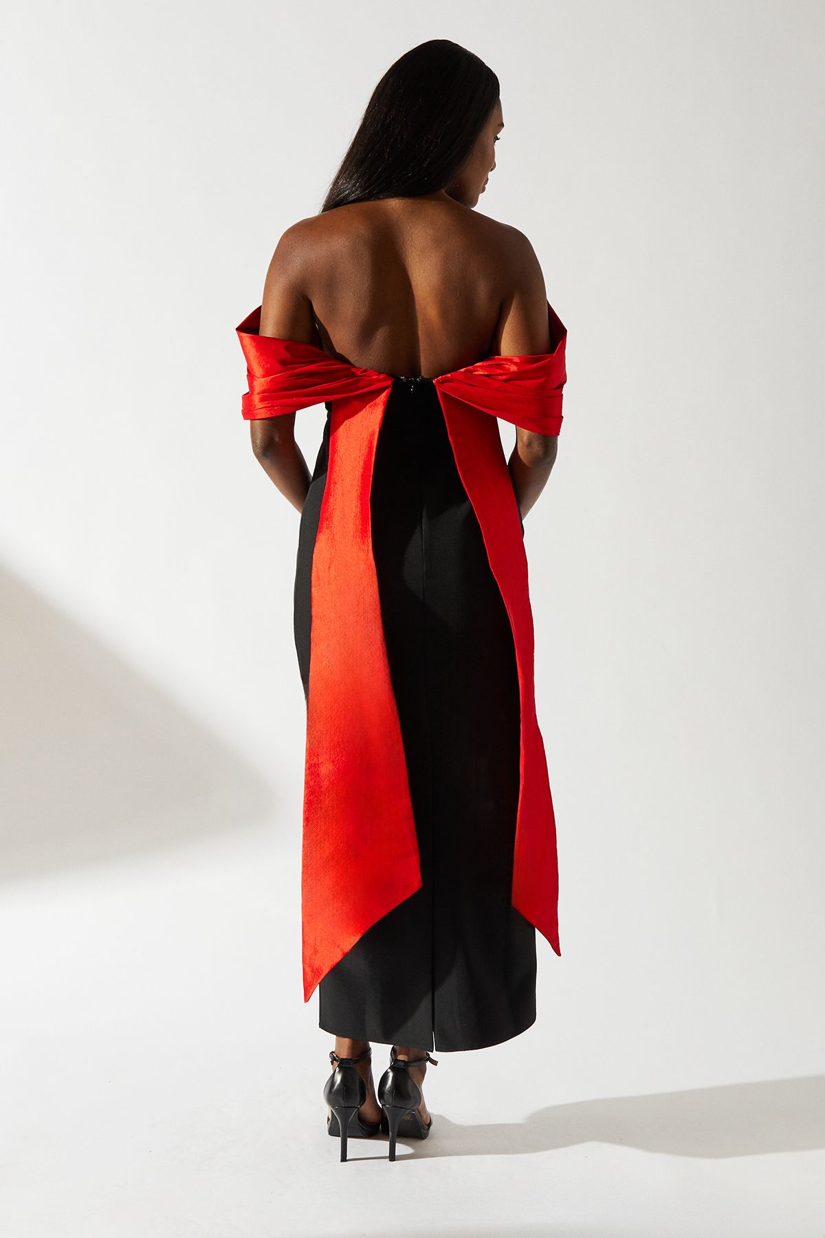 Coast Bardot Statement Column Maxi Dress Black image 3