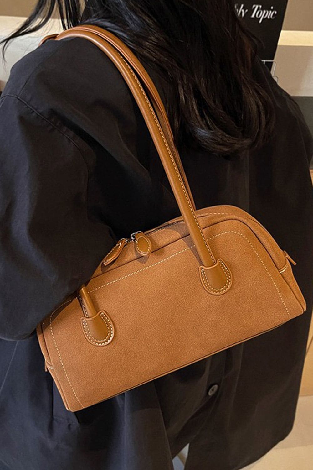 XY London 'Ashden' Women's Handbag with Shoulder Strap and Faux Suede Finish image 3