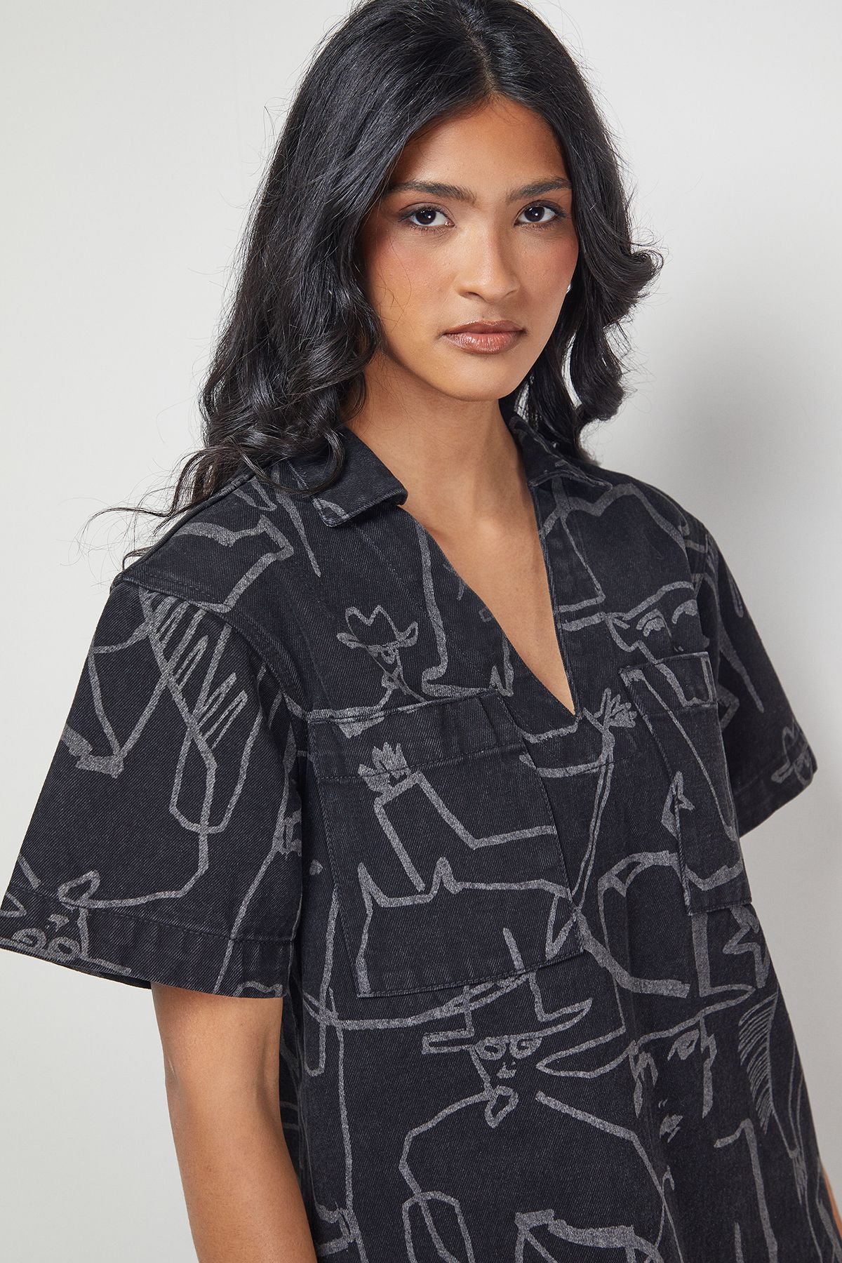 Warehouse Tony Printed Boxy Denim Mini Dress With Pockets Mid Blue image 5