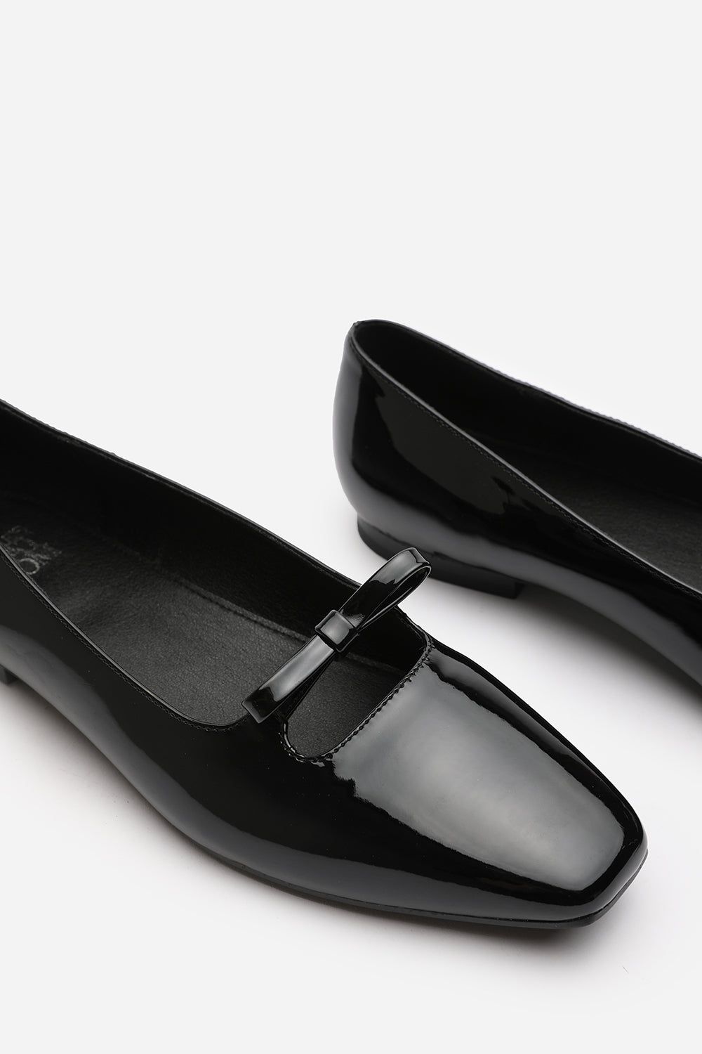 Where's That From 'Jessica' Wide Fit Square Toe Ballet Flats With Knot Bow image 4