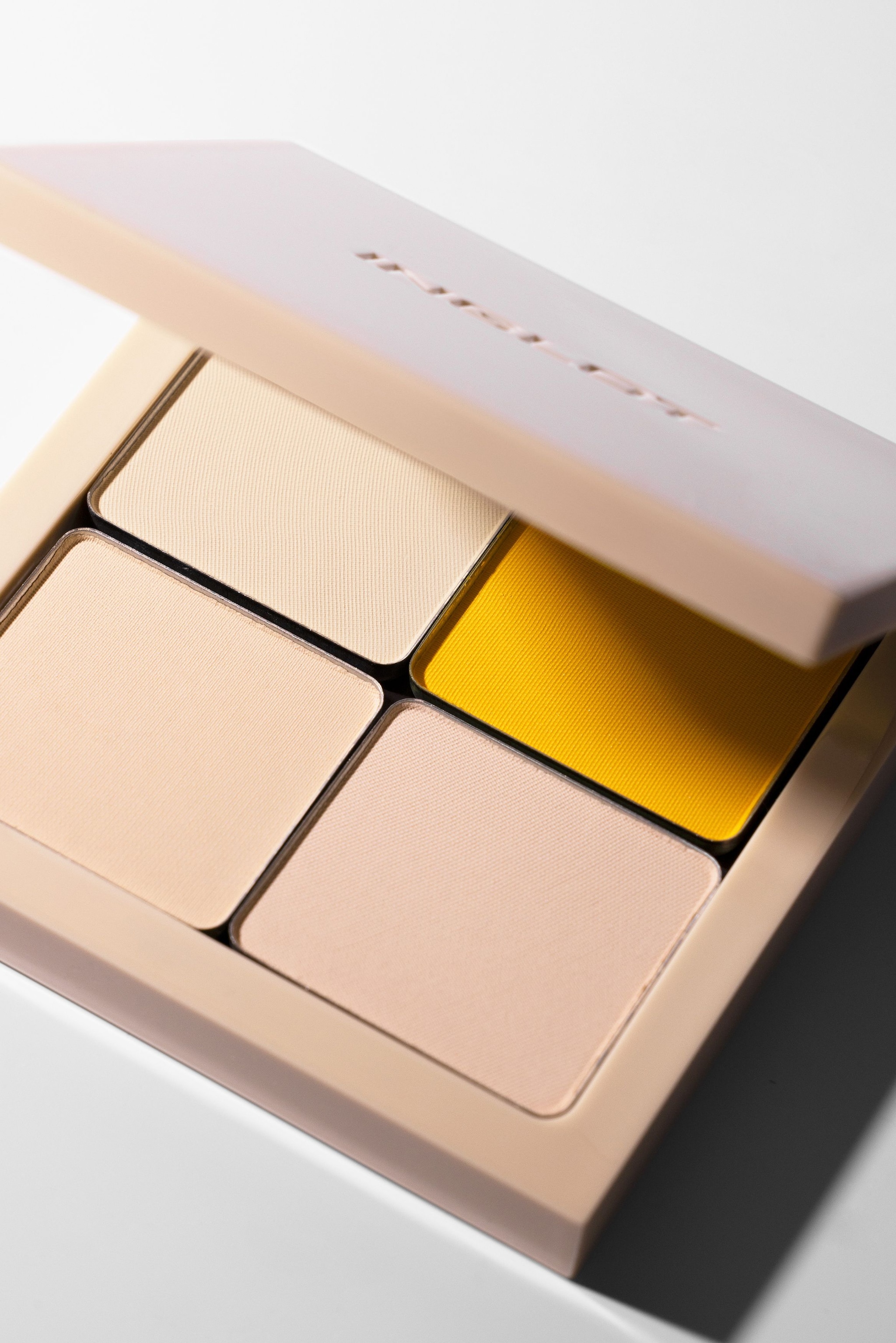 INGLOT Freedom System Eye Shadow Matte NF image 4