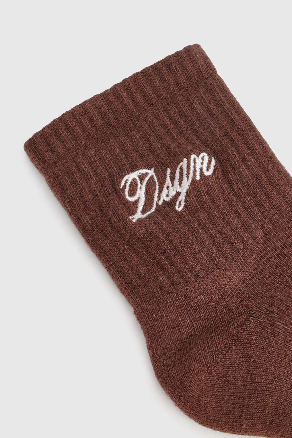 DSGN Studio DSGN Studio Script Sports Socks Espresso image 3